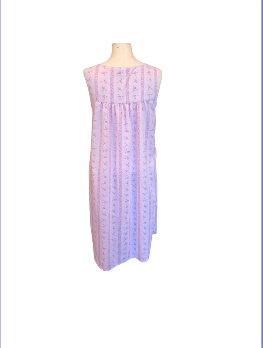 VTG Character Gown pink Lace Trim Embroidered Roses Size M cottagecore grannycor