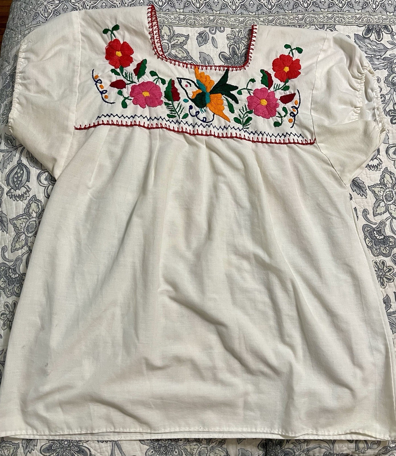 Vintage Womens Cotton Blend Embroidered Floral Mexican Boho Tunic Top Blouse