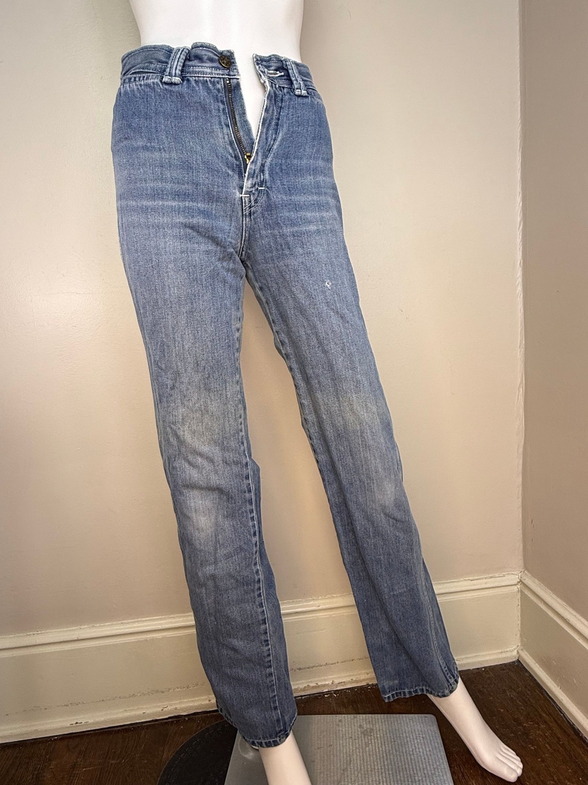 Vintage 1970s Blue Jeans, High Rise, Straight Leg, Best Made Togs Size 0, 25″x33