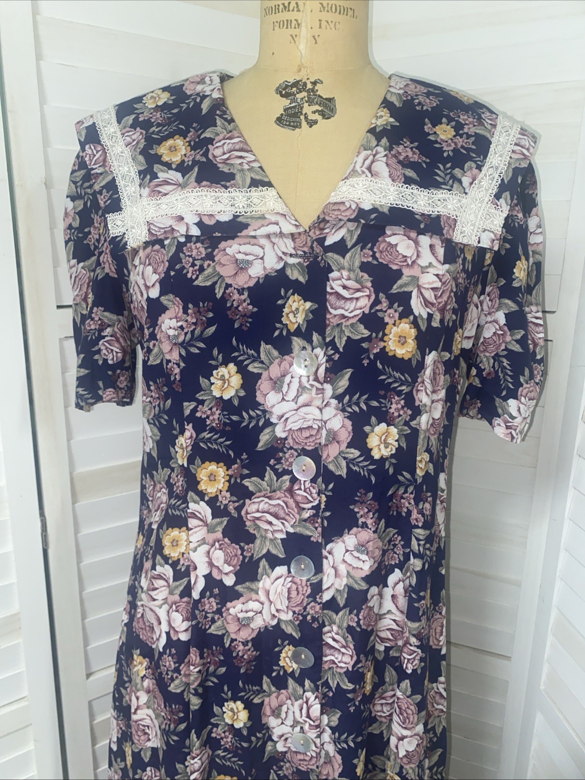 Vtg 80s Betsys Things Modest Cottagecore Navy Floral Rayon & Lace Midi Dress LRG