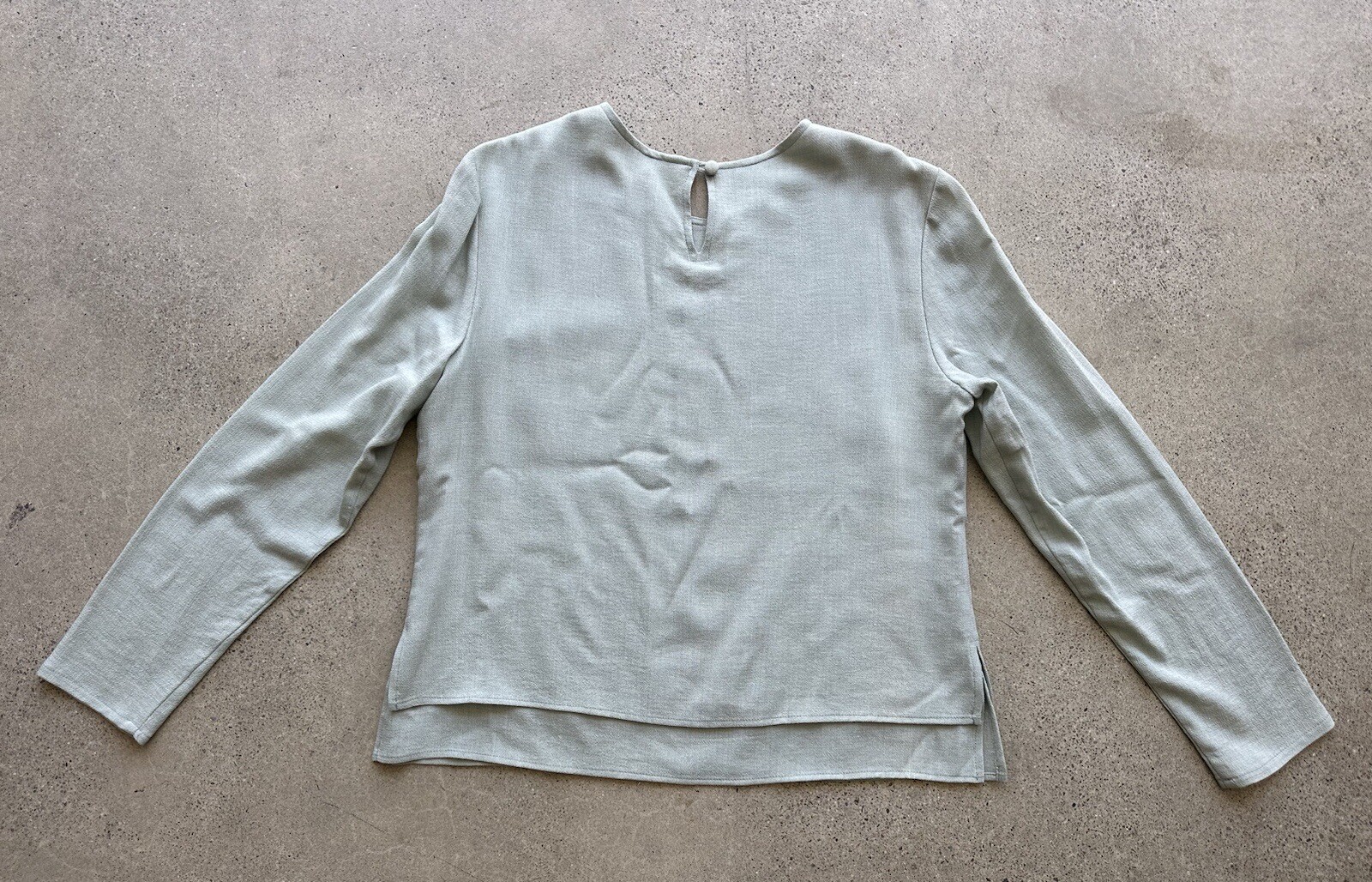 Vintage Sara Campbell Gray Rayon & Wool Long-Sleeve Top Size M Made in USA