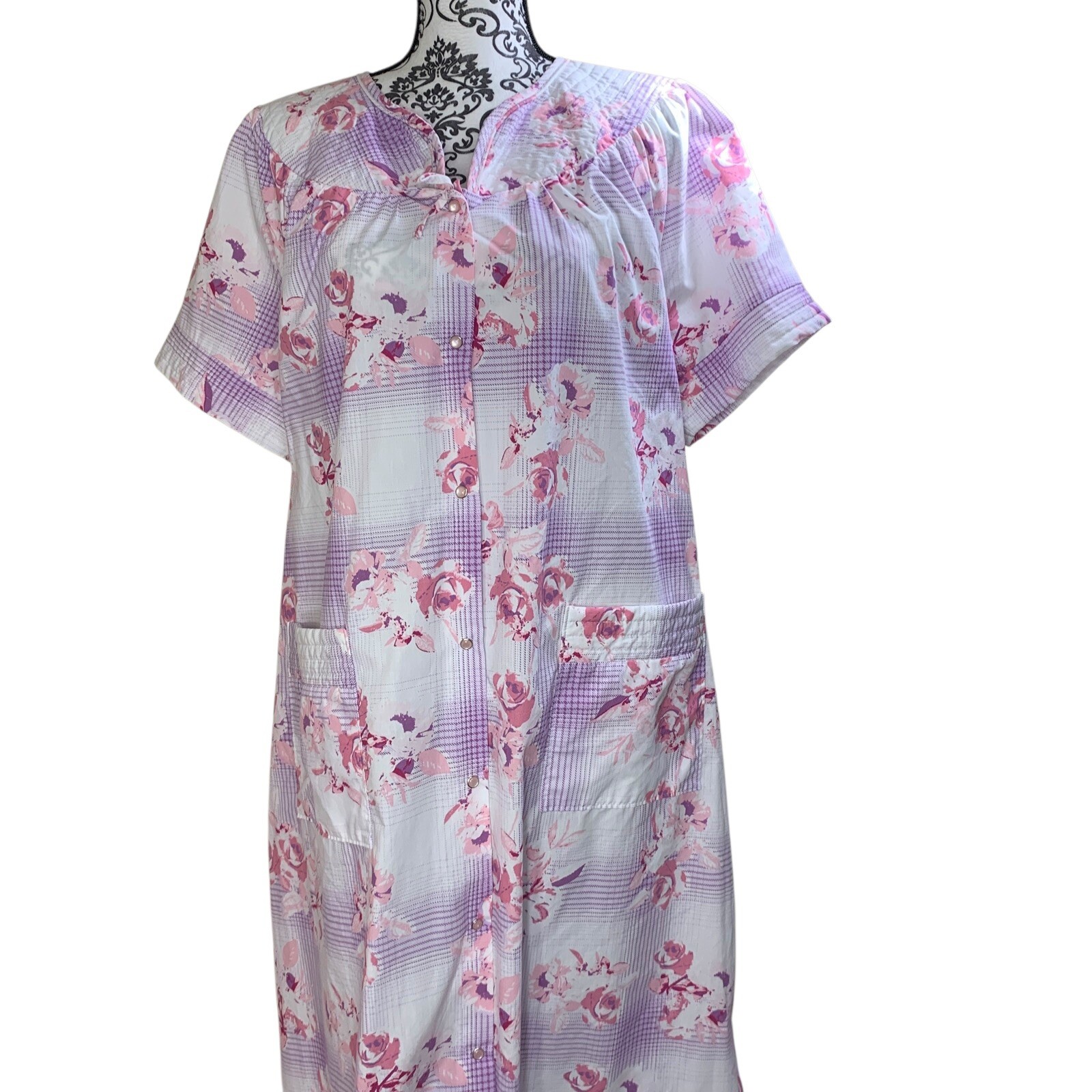 Vintage House Dress Snap Front Robe Duster Patio Lounger Size Large Grannycore