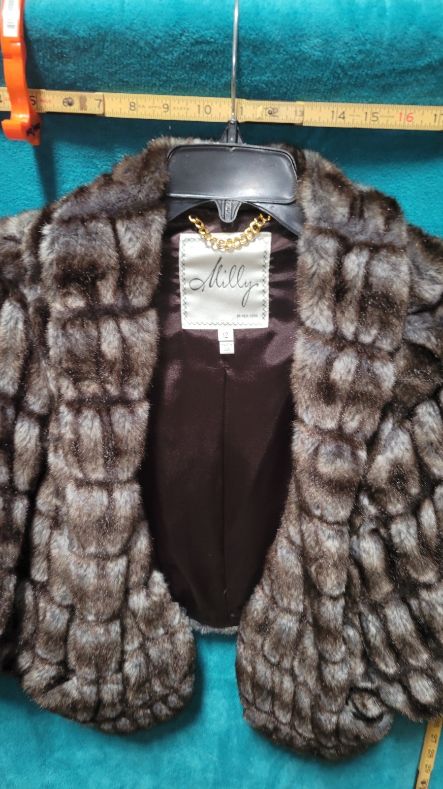MILLY Faux Fur shrug short cropped cape capelet jacket vest Size 12 Pockets Too