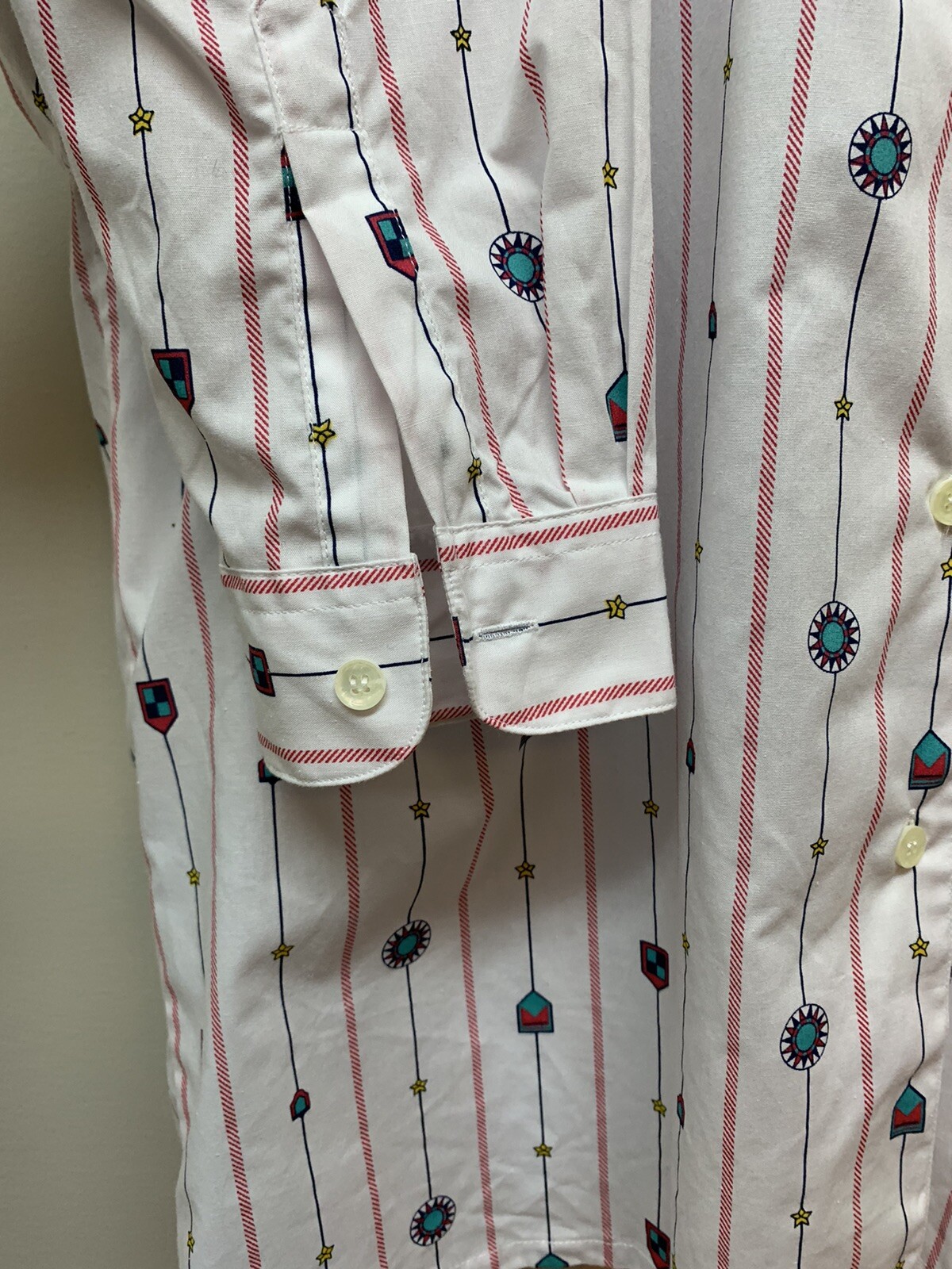 Vintage Levi’s Travelers Western Southwest Print Button up Shirt Blouse Size L