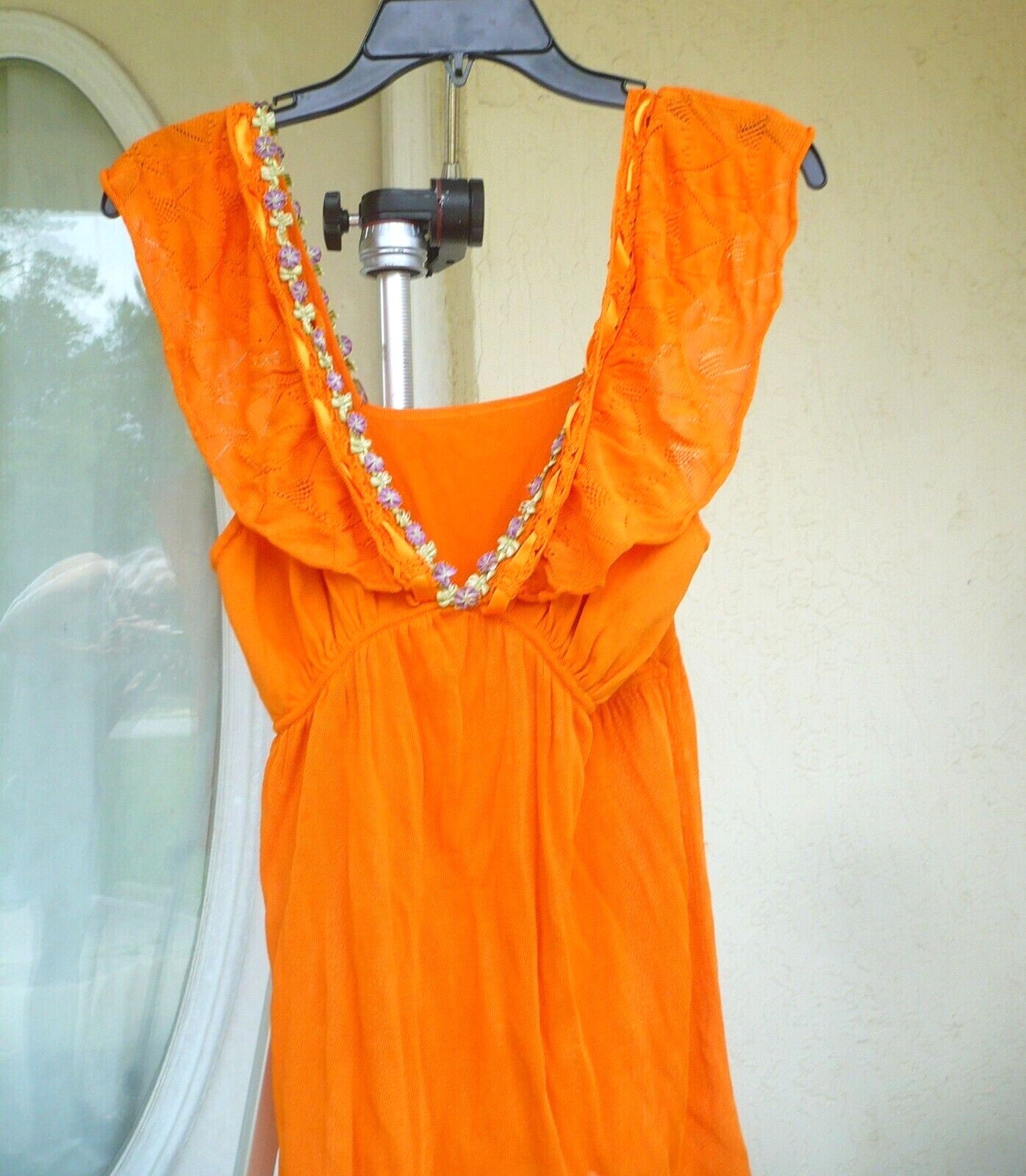 VTG KNIT NET EMPIRE WAIST PLUNGE S M 3D FLOWER FLORAL STRETCH BLOUSE ORANGE LADY