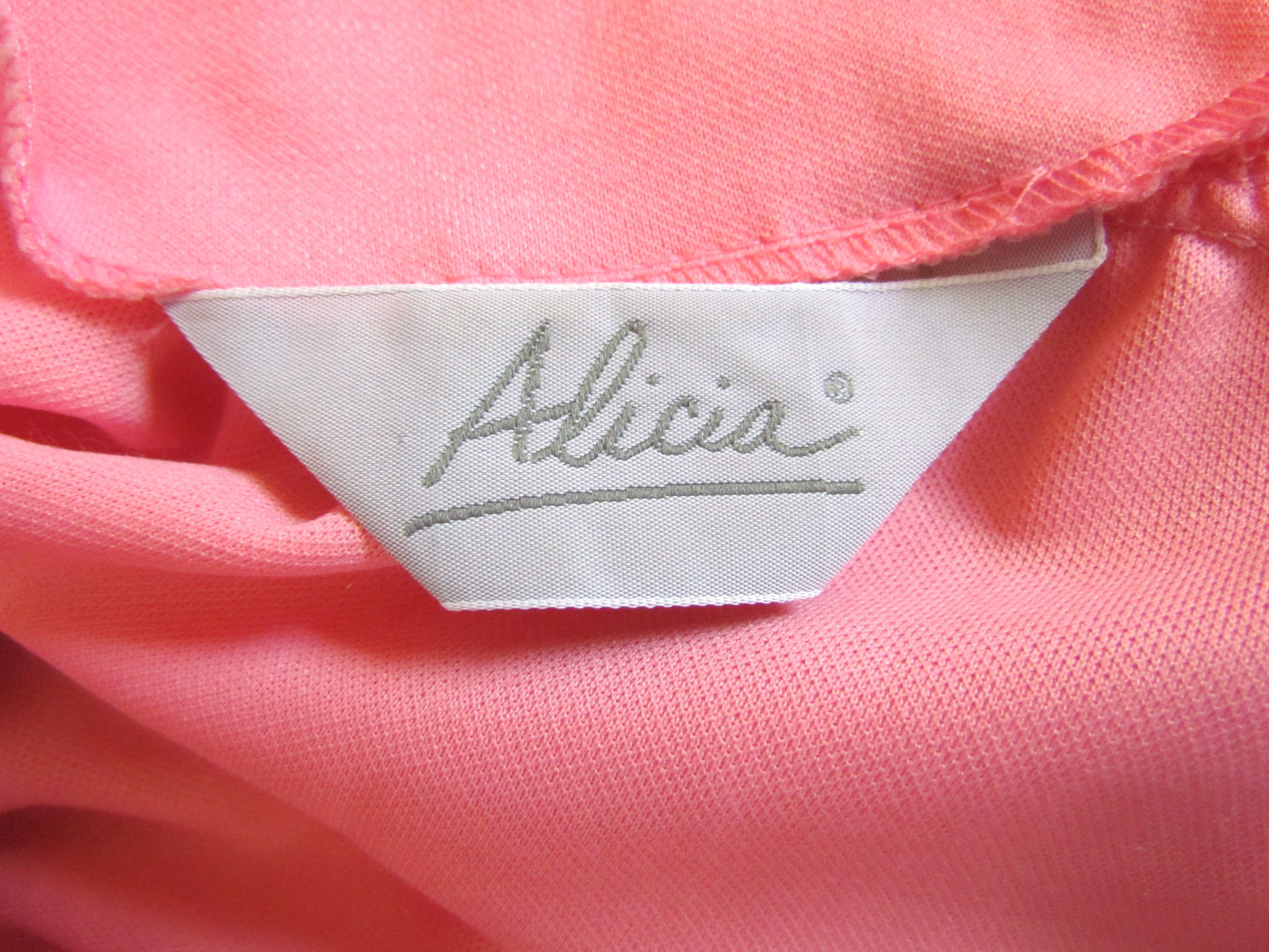 VINTAGE 1960s 70s DRESS ALICIA PINK BELT PADDED SHOULDERS 39″ BUST