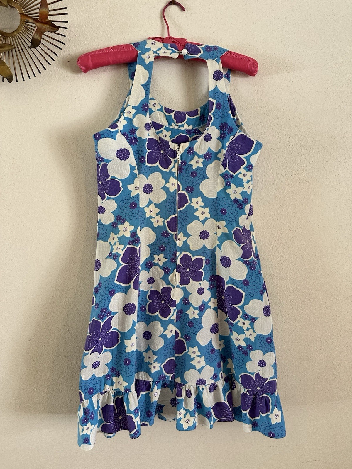 1960s Evelyn Pearson Hawaiian Mod Dress Keyhole Back Floral Mini Talon Zip VTG