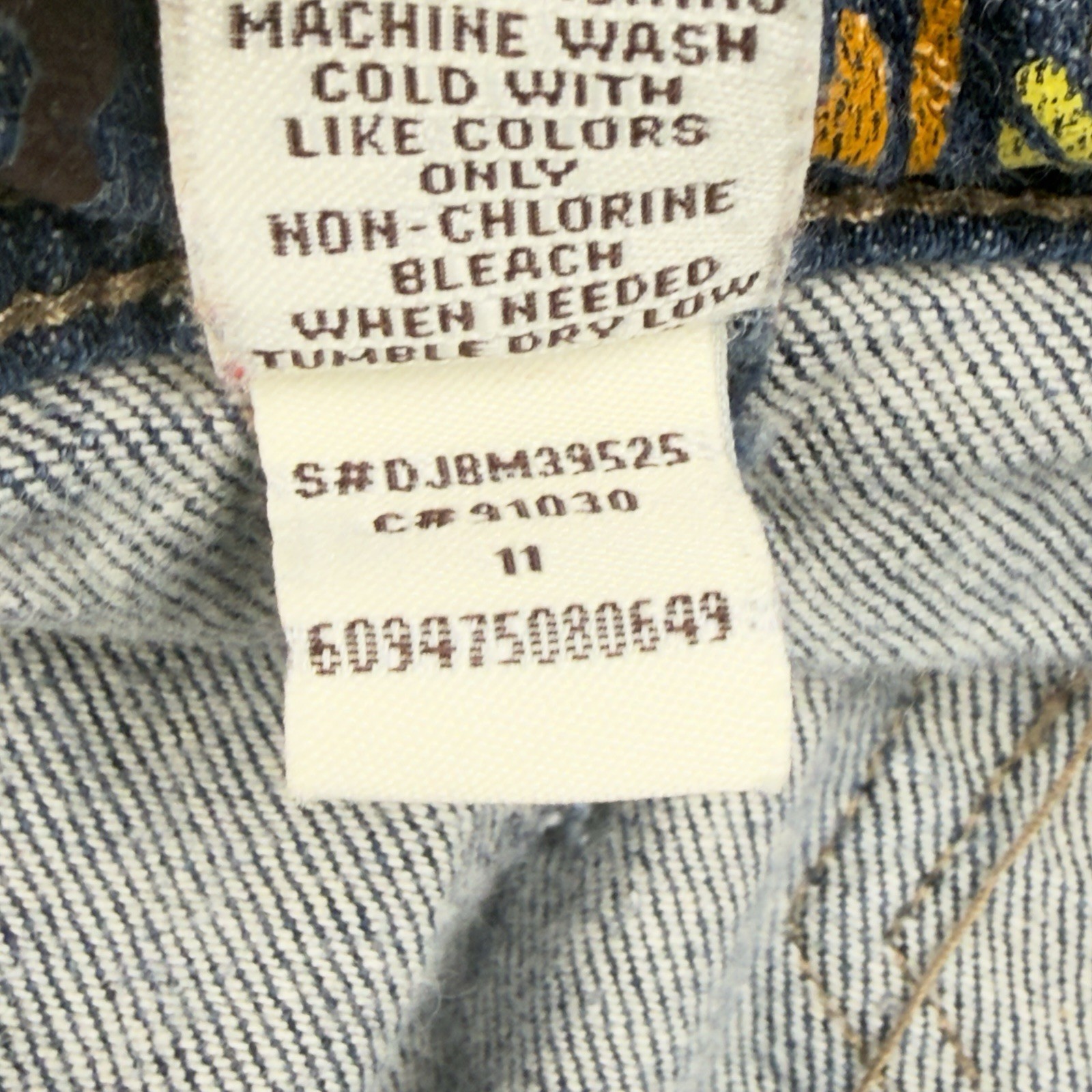 MUDD Low Rise Capri Jeans Pants Crop Size 11 (32W x 17L) Boho Vintage Y2K 90’s