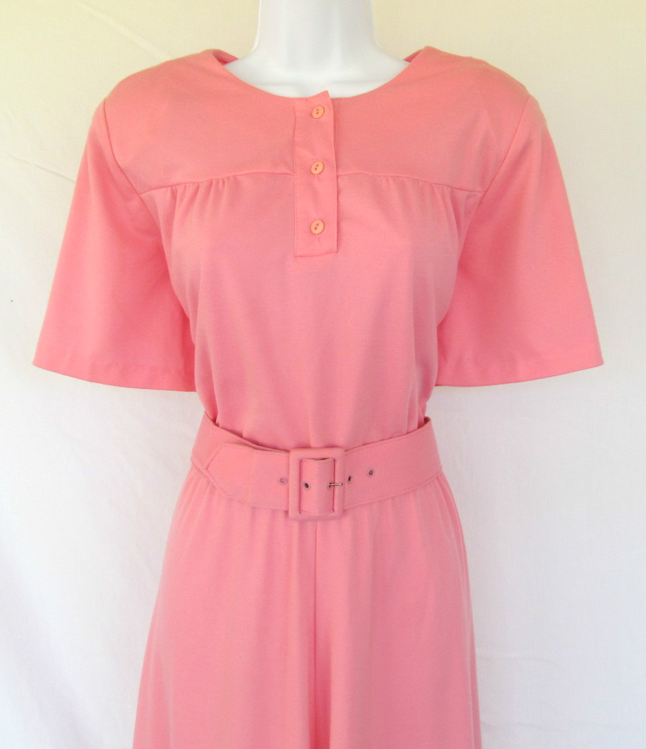 VINTAGE 1960s 70s DRESS ALICIA PINK BELT PADDED SHOULDERS 39″ BUST