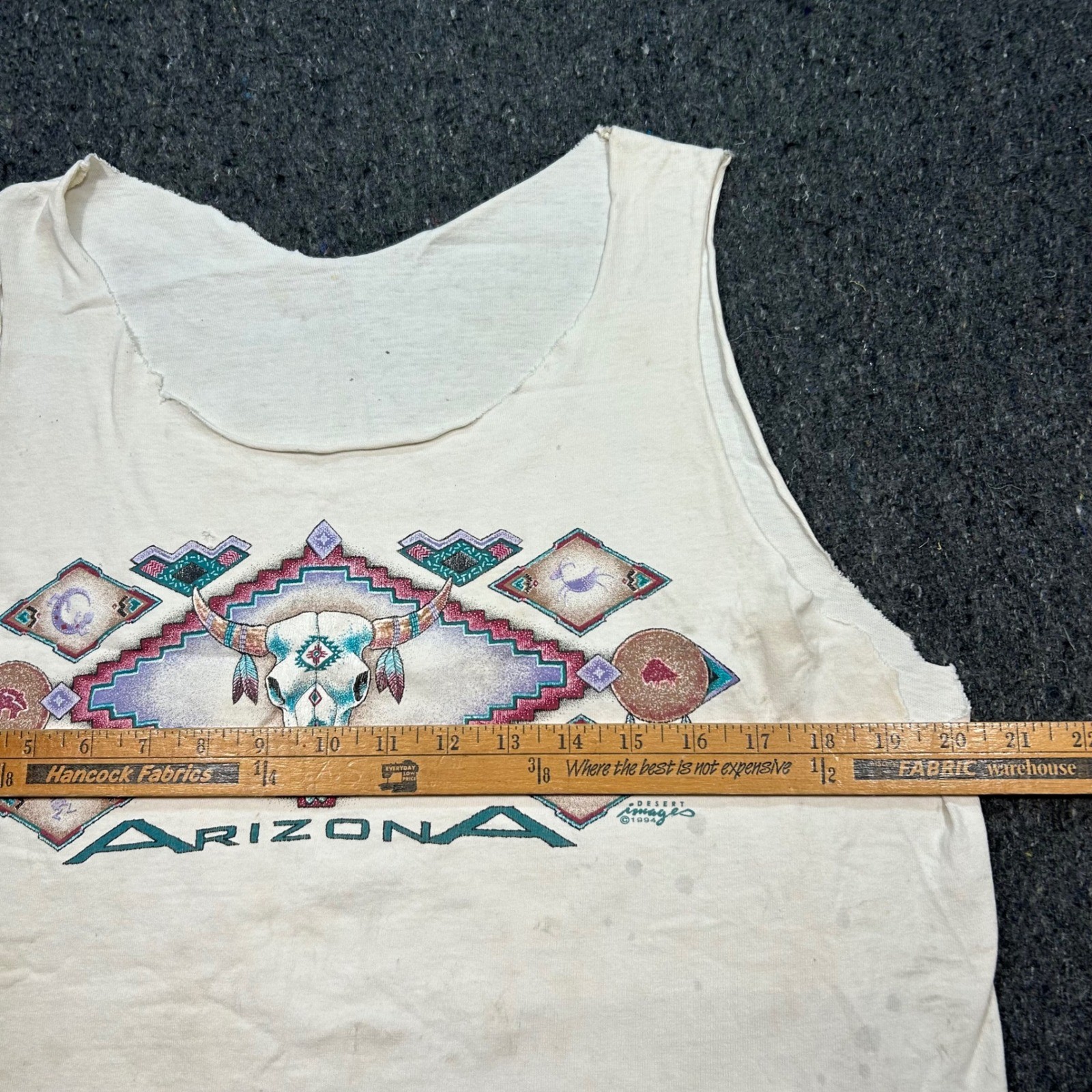 Arizona Desert Tank Top Sz L Womens White Grunge 94 VTG Bull Skull Crop Thrashed