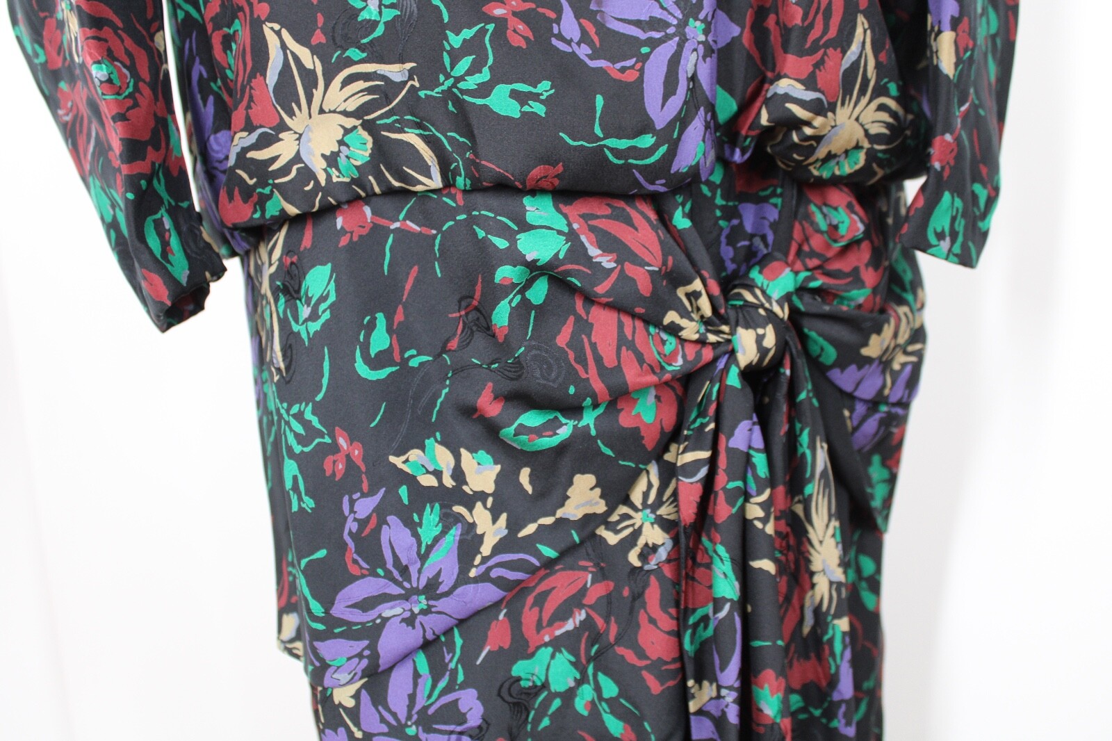 Vtg 80s Francesca of Damon Starington 10 Dark Floral Silk Drop Waist Dress