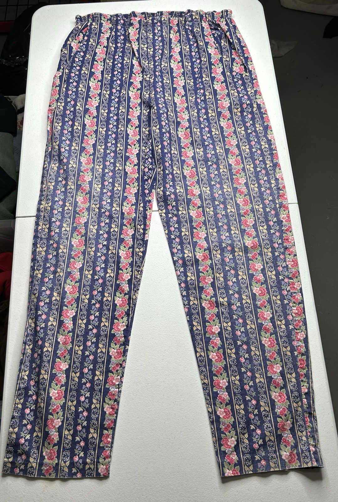 1970’S-80’S Vintage Andrew McMullan Floral Pull On Pants for Women, 30” Waist