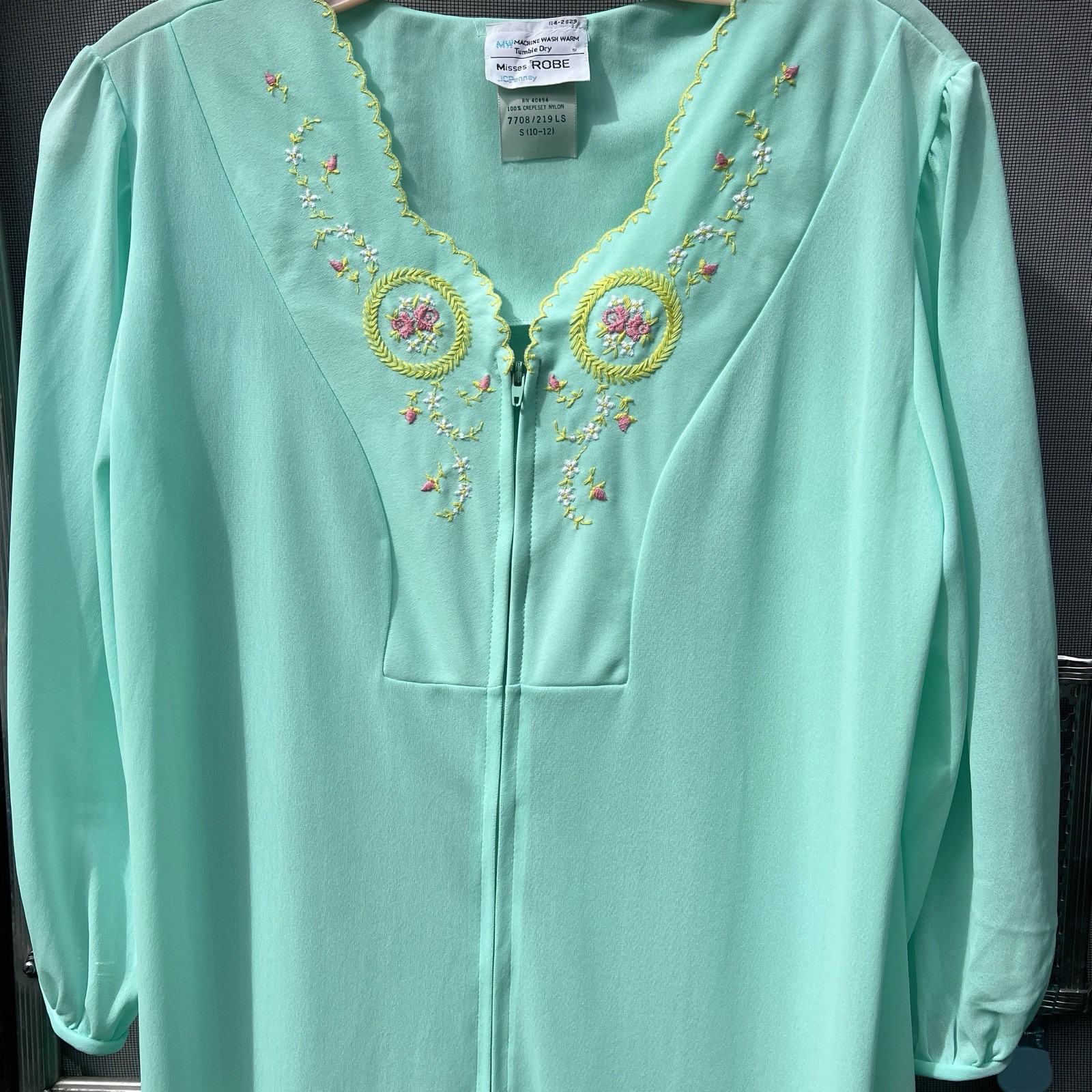Vintage JC Penney Misses Robe Nightgown Small 10-12 anti cling mint green