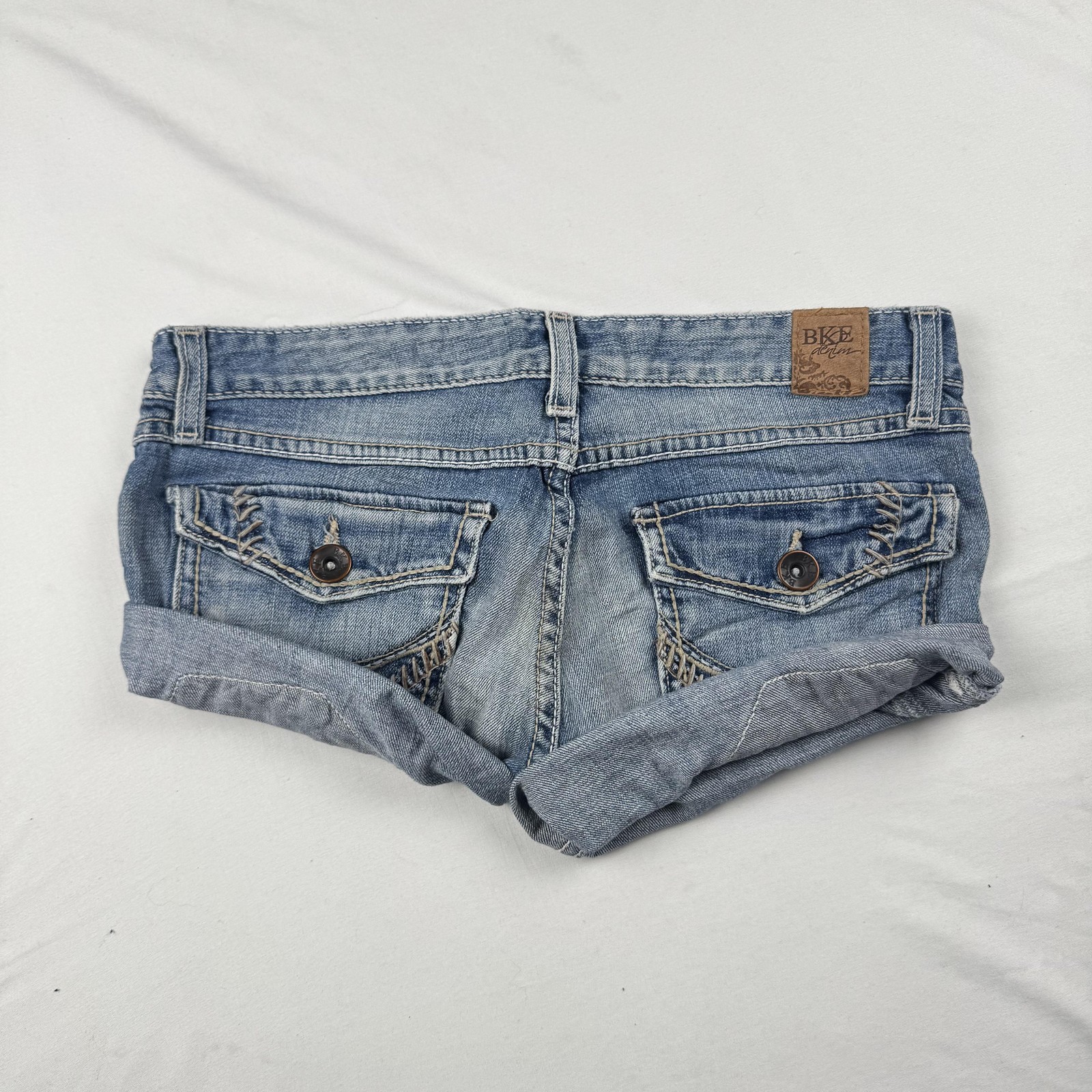 BKE Denim Shorts Womens 28 Blue Rolled Cuff Embroidered Flap Pockets Casual