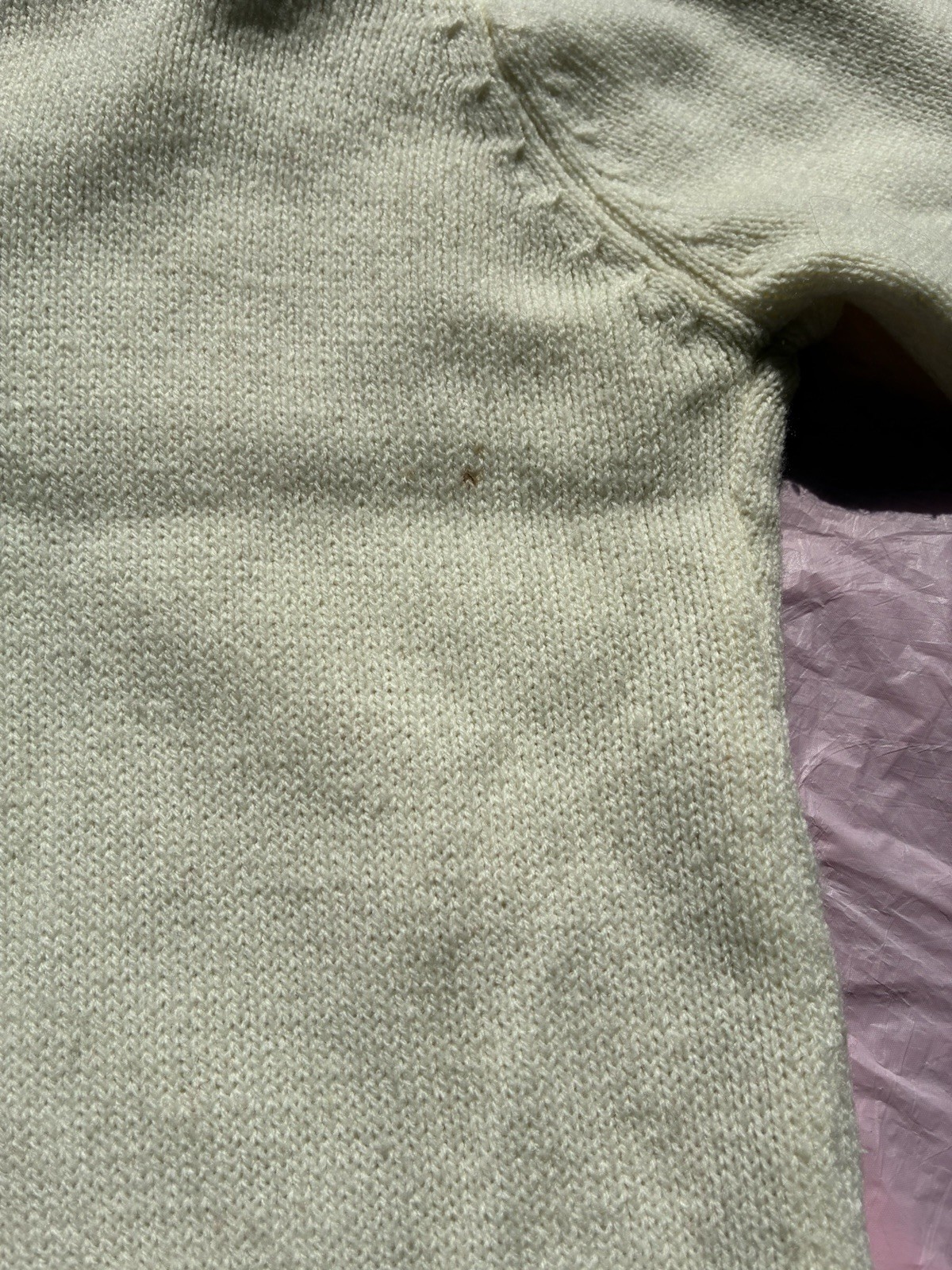 Finest Quality Vintage Women’s Ivory Green Striped Cable Knit V-Neck 70s Sz L
