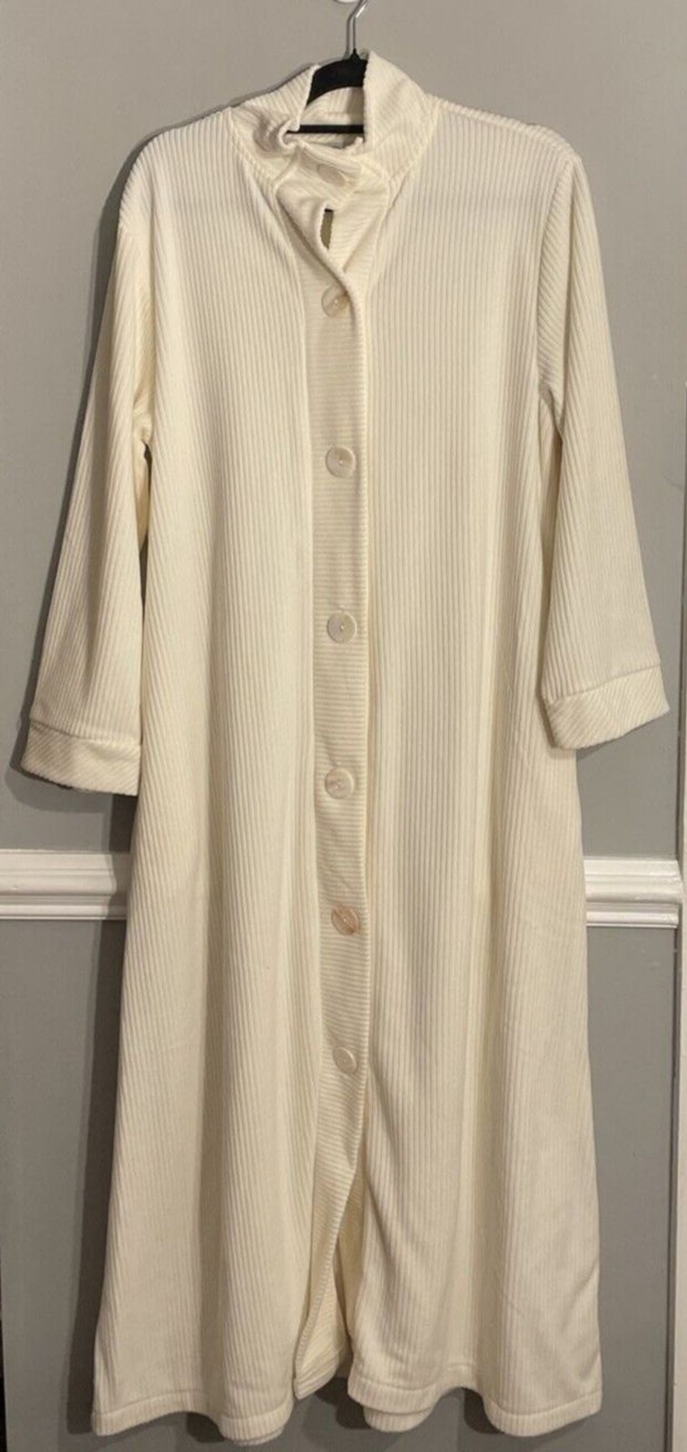 Anthony Richards Women’s M Cream M Comfortable Housecoat Relaxed Lounge Wear