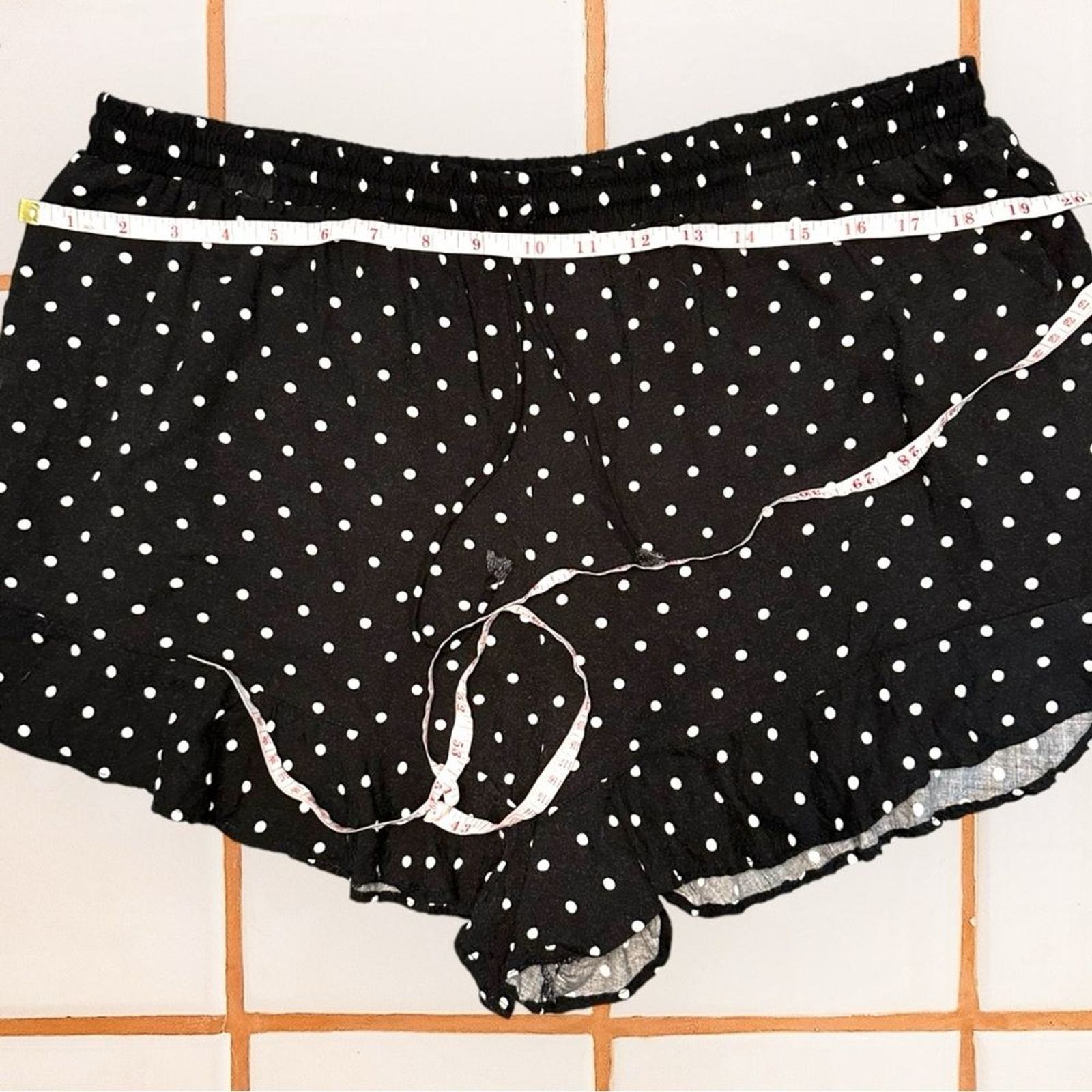 Mossimo 100% cotton black and white polka dot shorts with elastic waistband