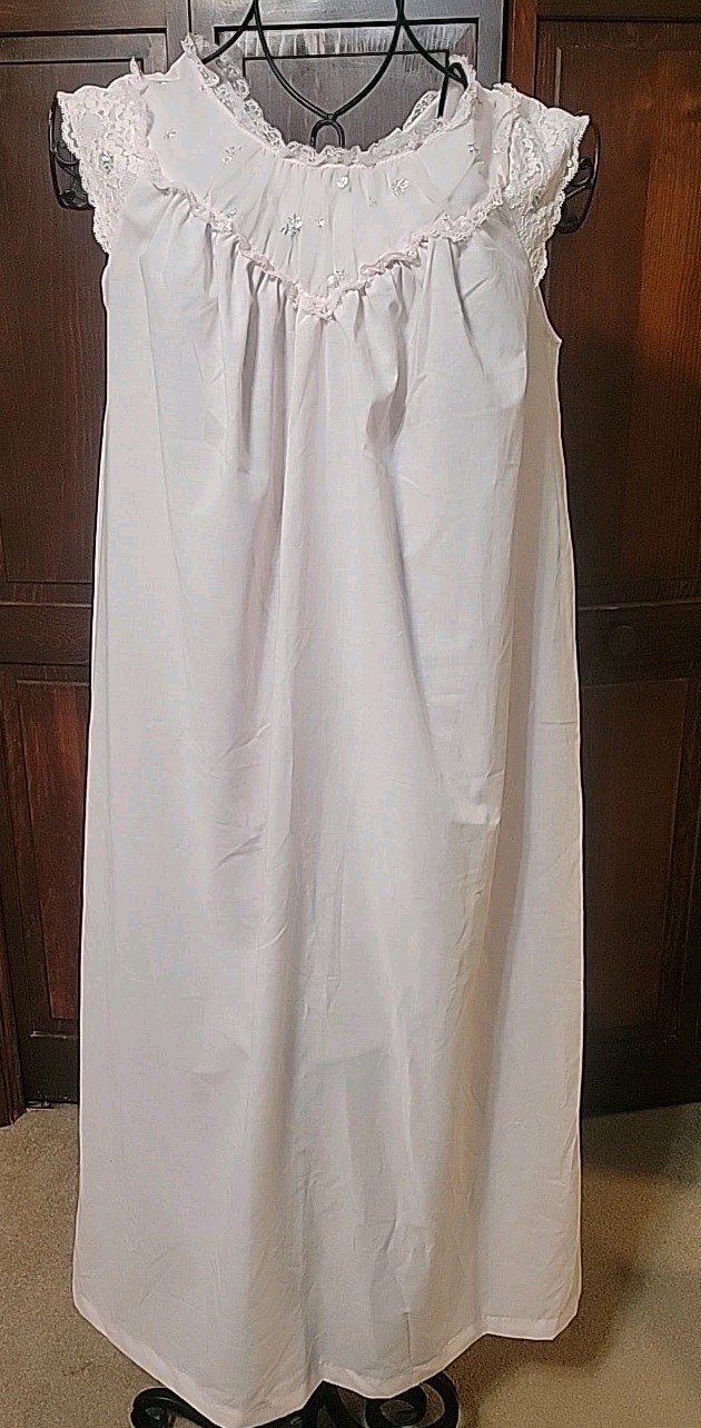 Vtg Sears Roebuck Womens Long Cap Sleeved Light Pink Nightgown Size 34-36 Lace