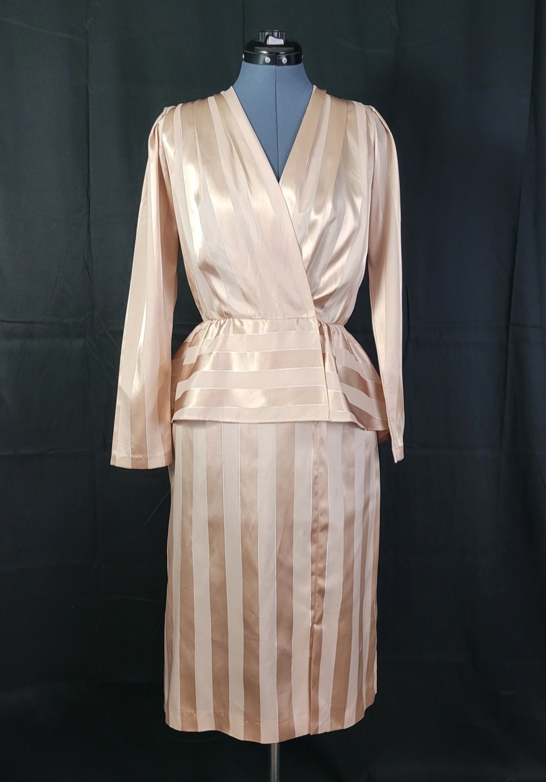 Vintage JCPenney Beige on Beige Striped Blouson Dress w Peplum Size 9/10