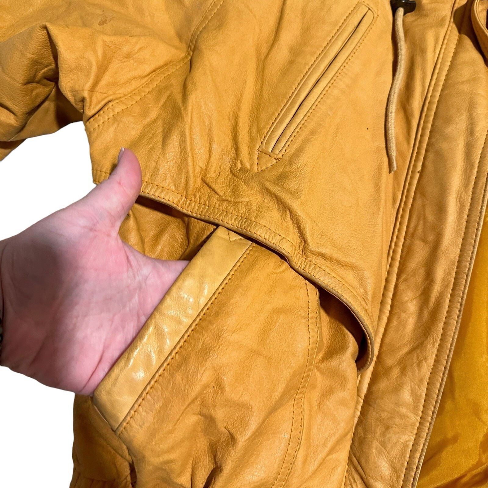 VTG WILSONS Women Yellow Leather Jacket Thinsulate Thermal Insulation Lining, M