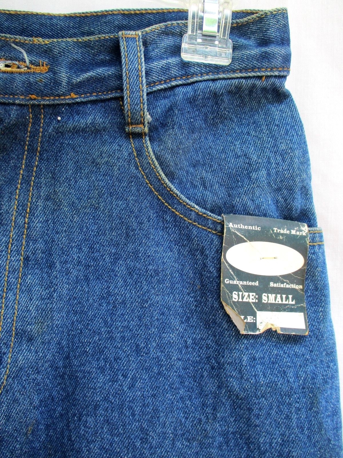 Vtg 80’s..HIGH RISE WAISTED..MOM..BLUE DENIM.SHORTS..USA MADE..NWT S