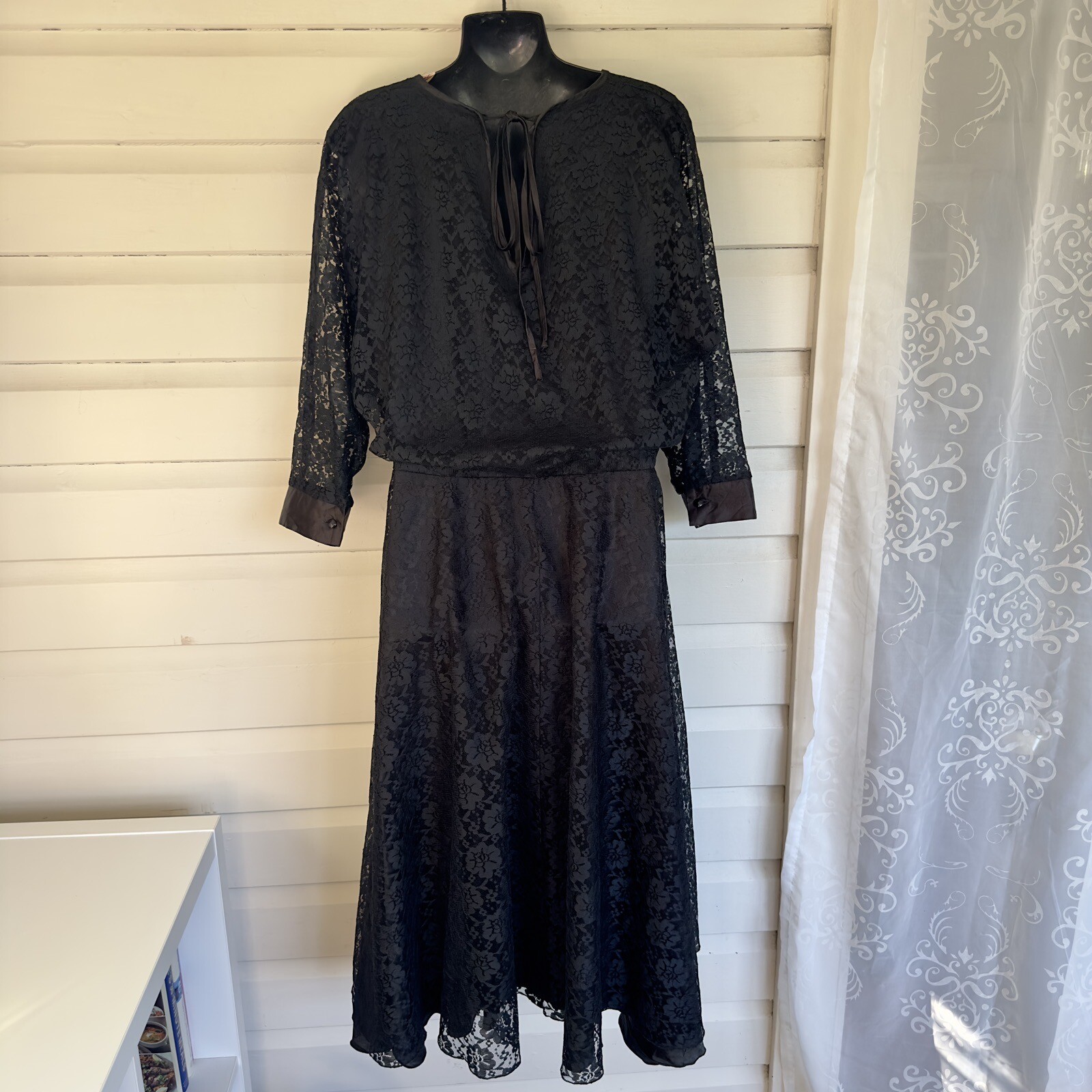 Purple Patch Women Dress Size 14 Bust 90cm Black Lace Long Sleeve Midi