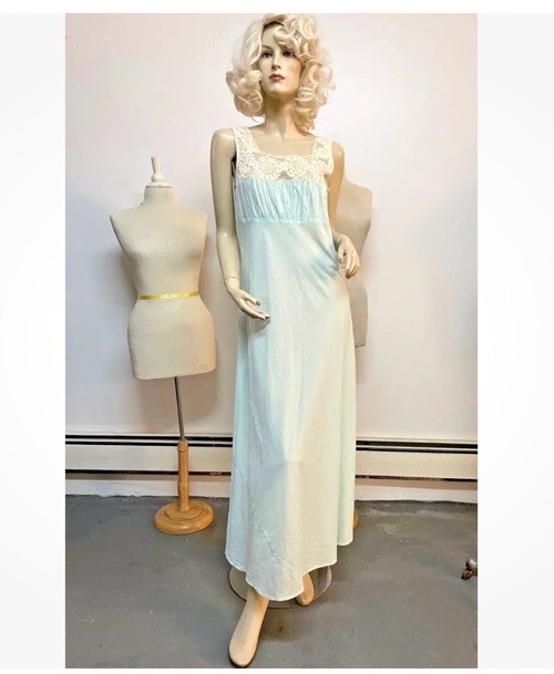 RARE NWOT J Peterman Gathered Bodice Cotton Nightgown Size Small