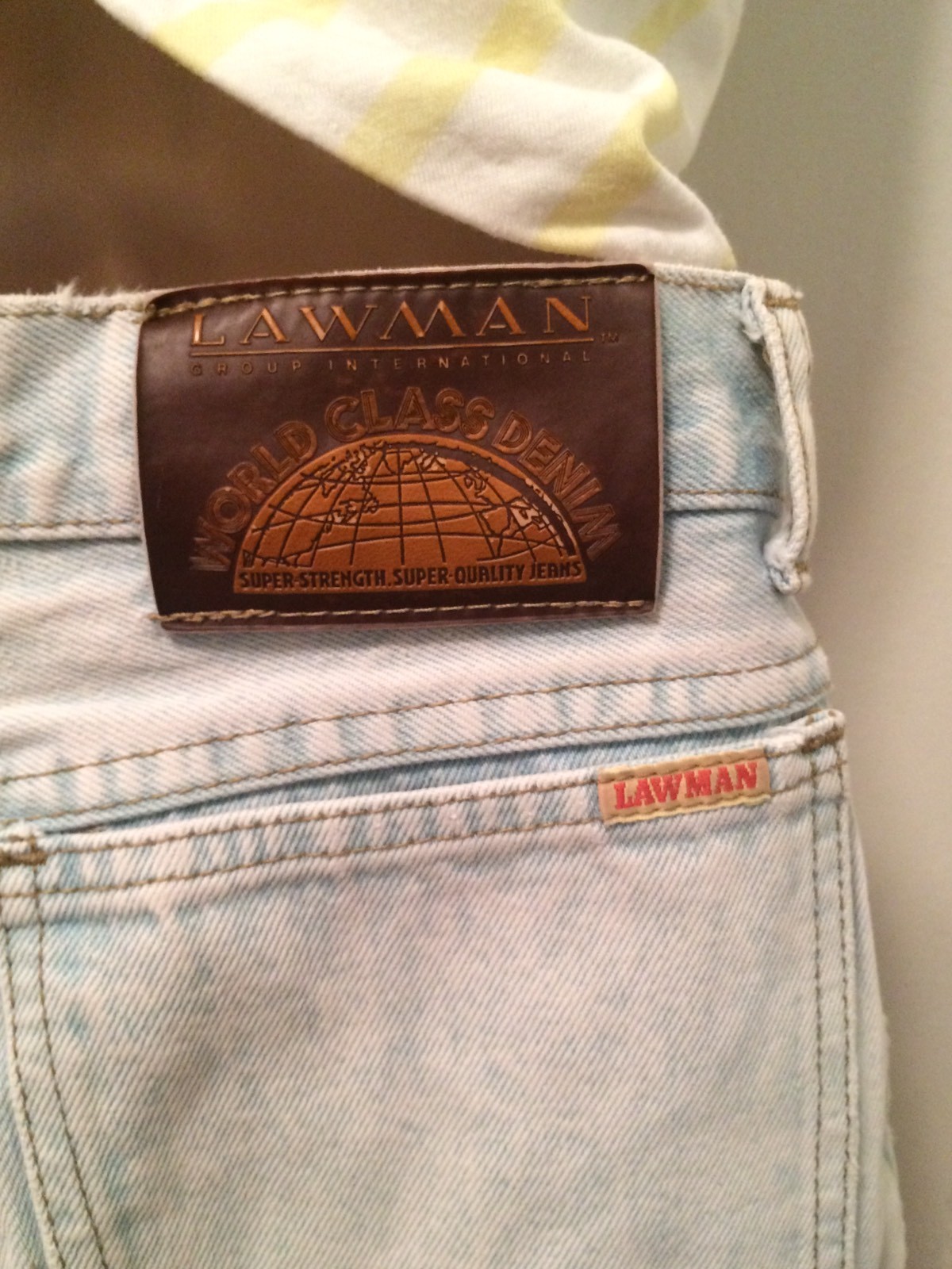 Vintage 1980s Lawman Light Blue Jeans High Waist Zipper Leg Rock New Wave 26″