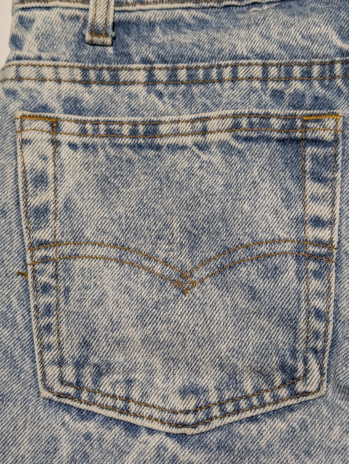 Vintage 1980s-1990s Women’s Levi Cut-Off Denim Shorts W30 Faded G-VG