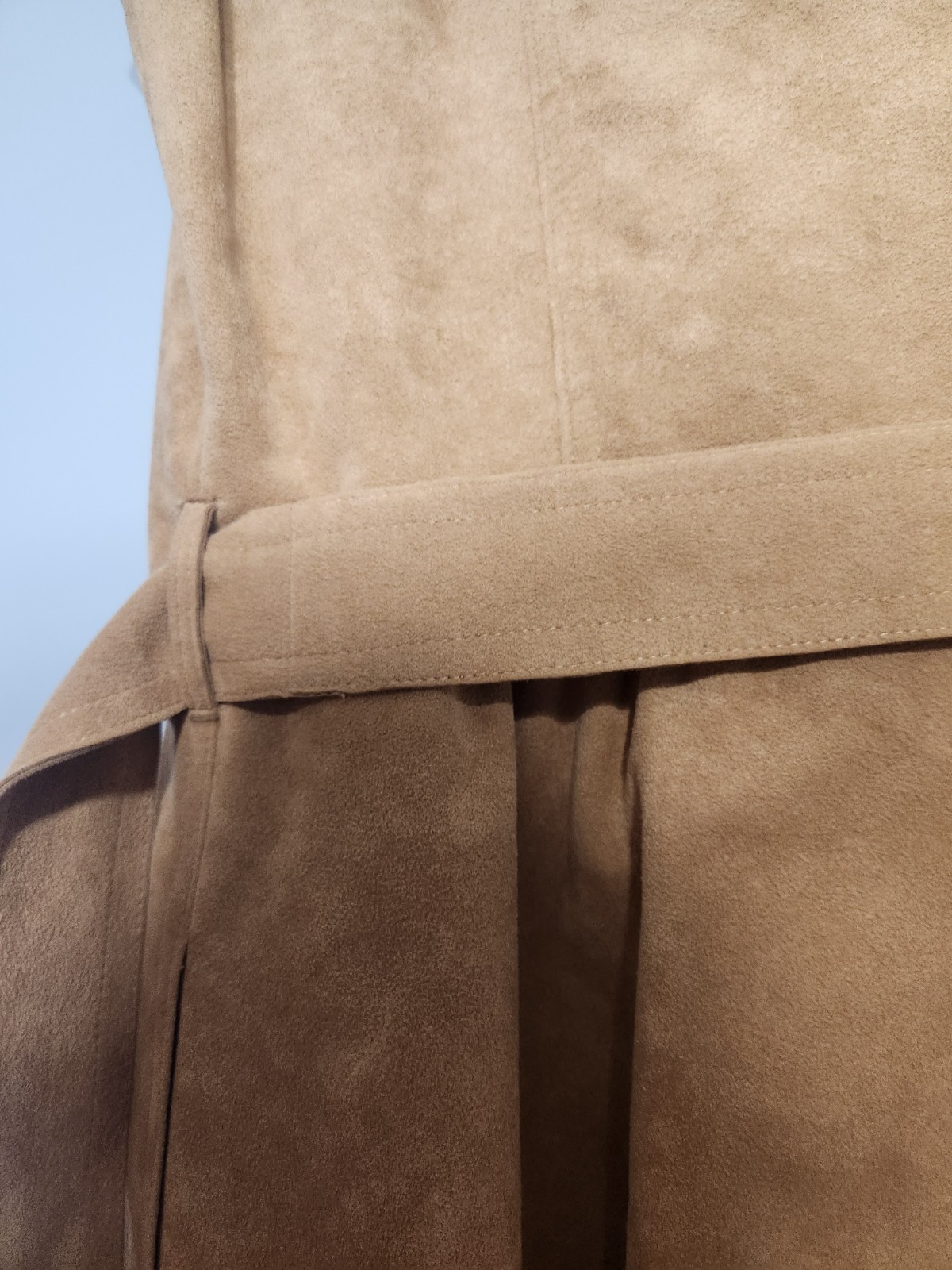 Vintage Gino Rossi Wilson Ultrasuede Tan Button, Belted Midi Dress. USA. Size 12