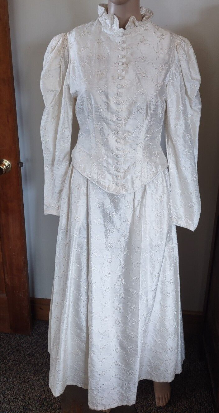 Vintage Cattle Kate Wedding Dress Size 8