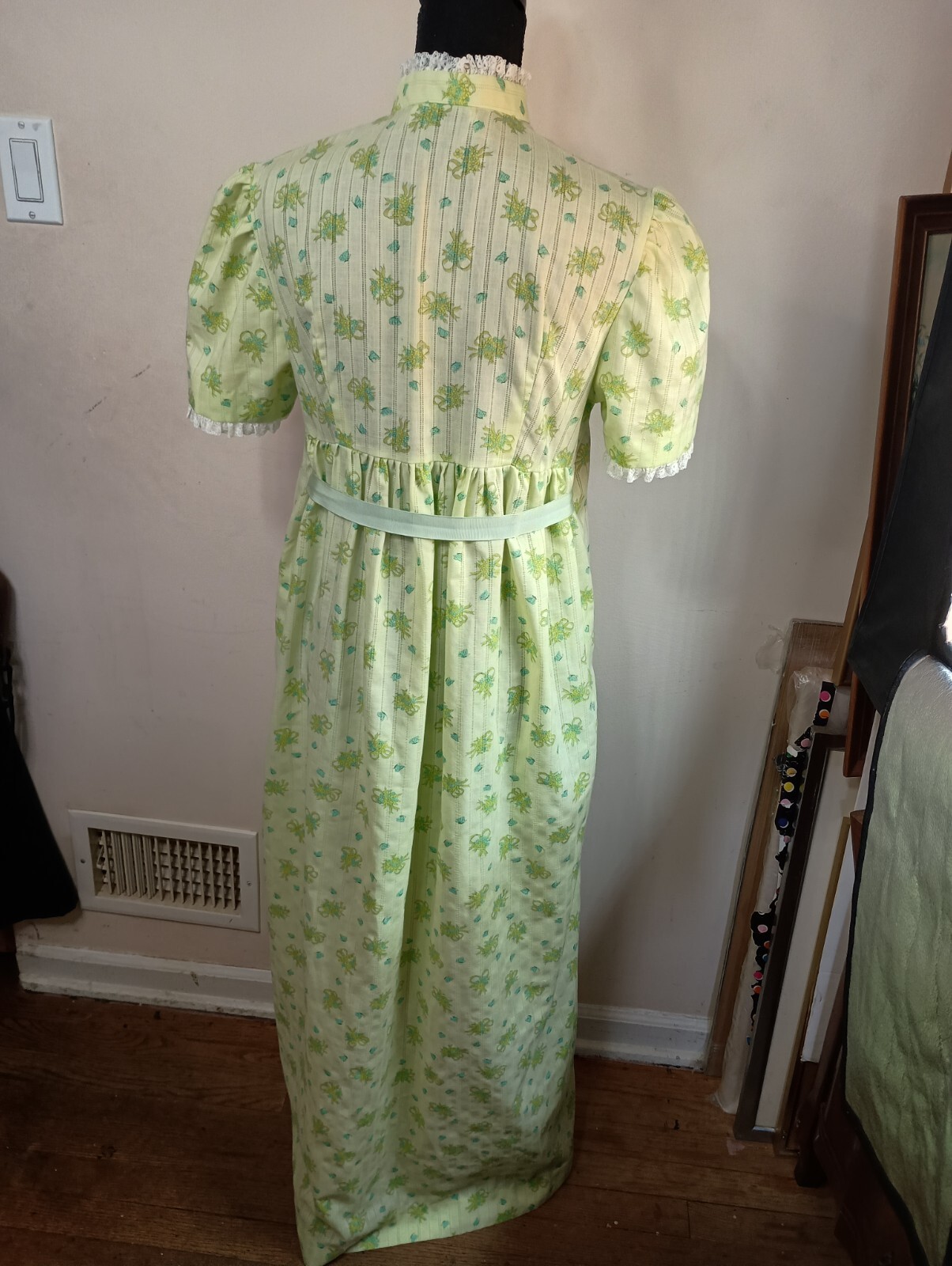 Vintage Dressing Gown Robe Gaymode for JC Penney Cotton Floral Ribbon Belt EUC