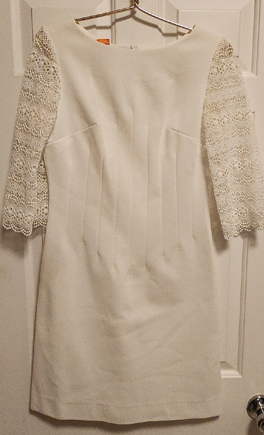 Vintage 1970’s Crown Collection by Carole King Dress ~ White with Lace Sleeves