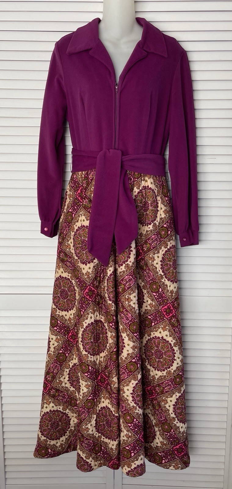 70s Maxi Dress Quilted Lounging Evelyn Pearson Fuchsia Velour L.Sleeve Sz 8 VTG
