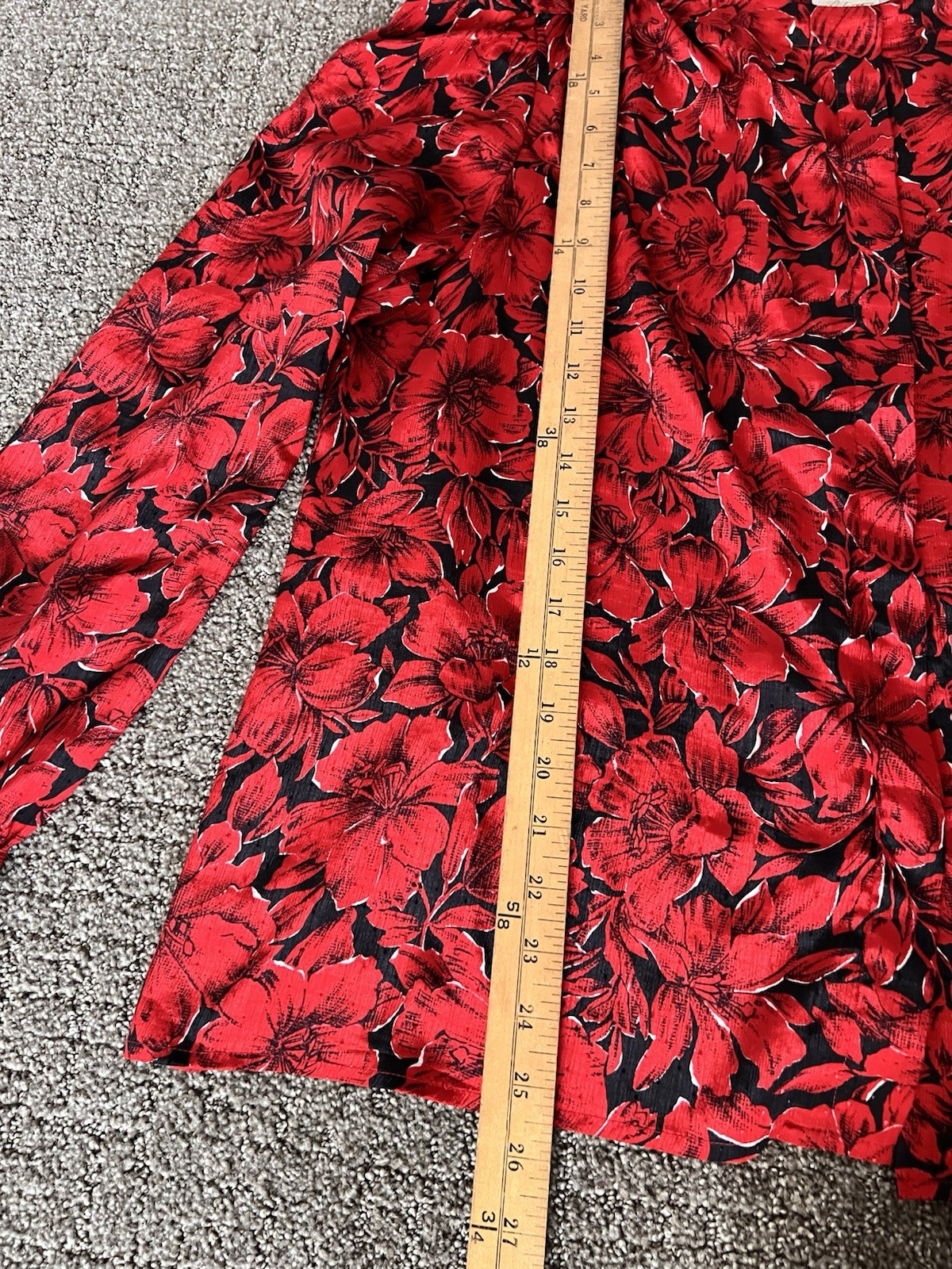 Vintage Pykettes Floral Blouse Size 18 Red Black Secretary Tie Collar 1970s
