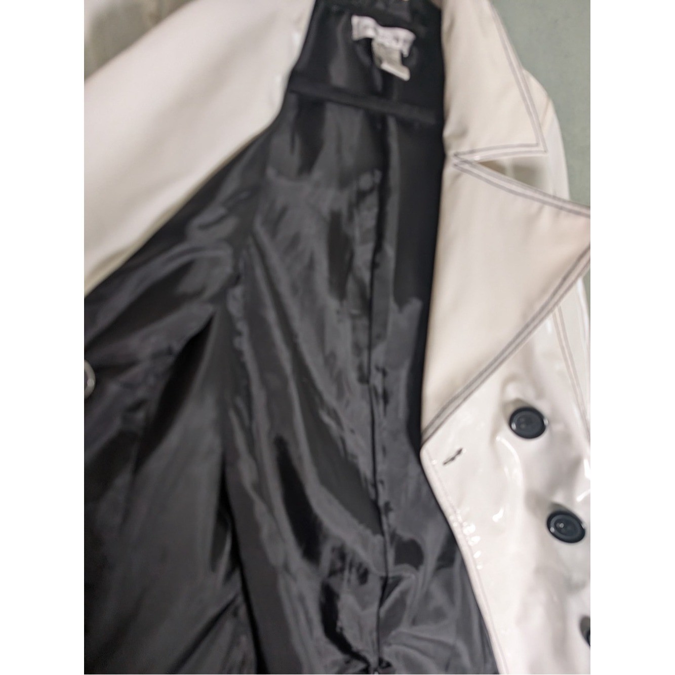 Vtg Y2K is Newport News Patent Leather Double-Breasted Trench Coat – White