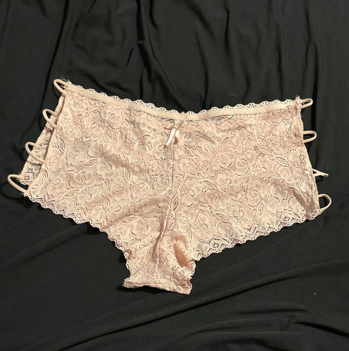 Vintage Y2K Delta Burke Boy Shorts Cream Beige Floral Lace Thigh Cut Out 3x