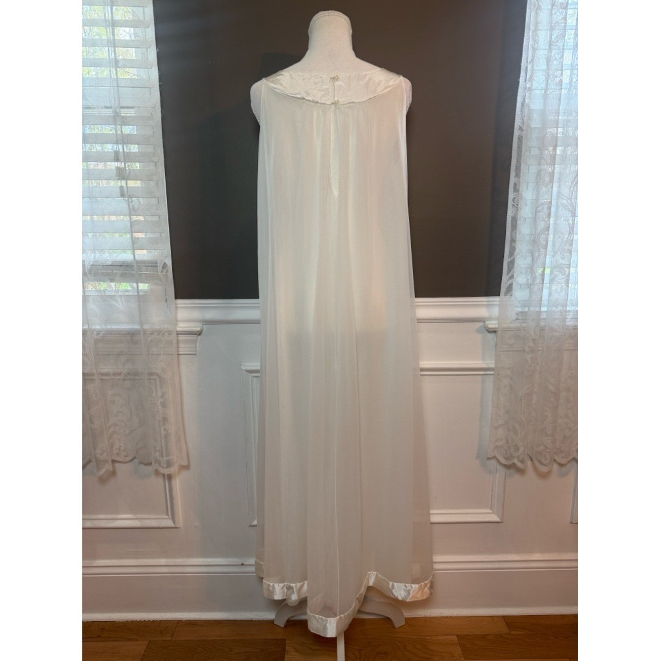 Vintage Gossard Artemis Bridal Nightgown White Sheer Lace Maxi S/M Petite