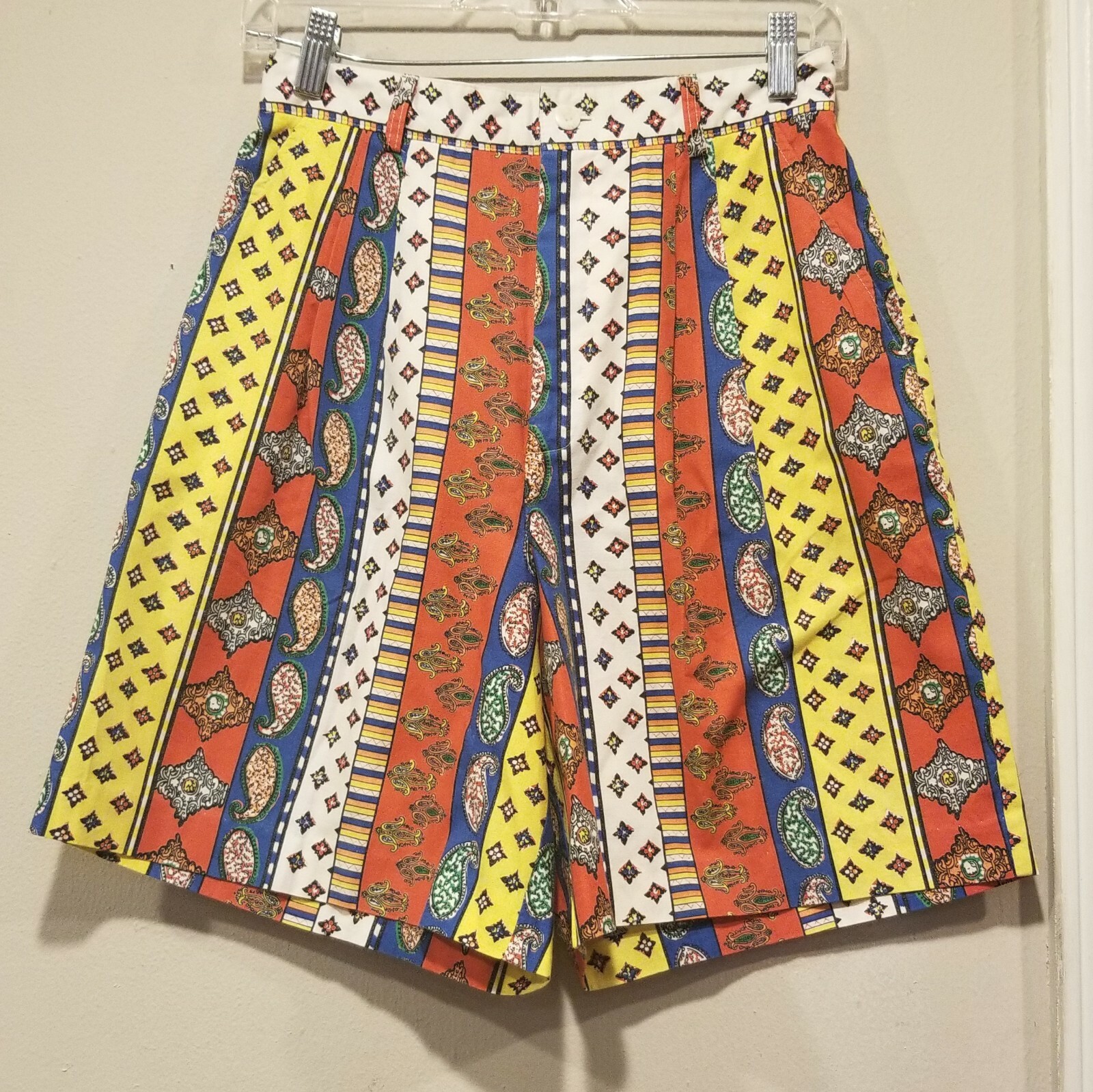 Hill Country Women’s Bermuda Shorts Paisley Retro Boho High Waist Pleated Size 8