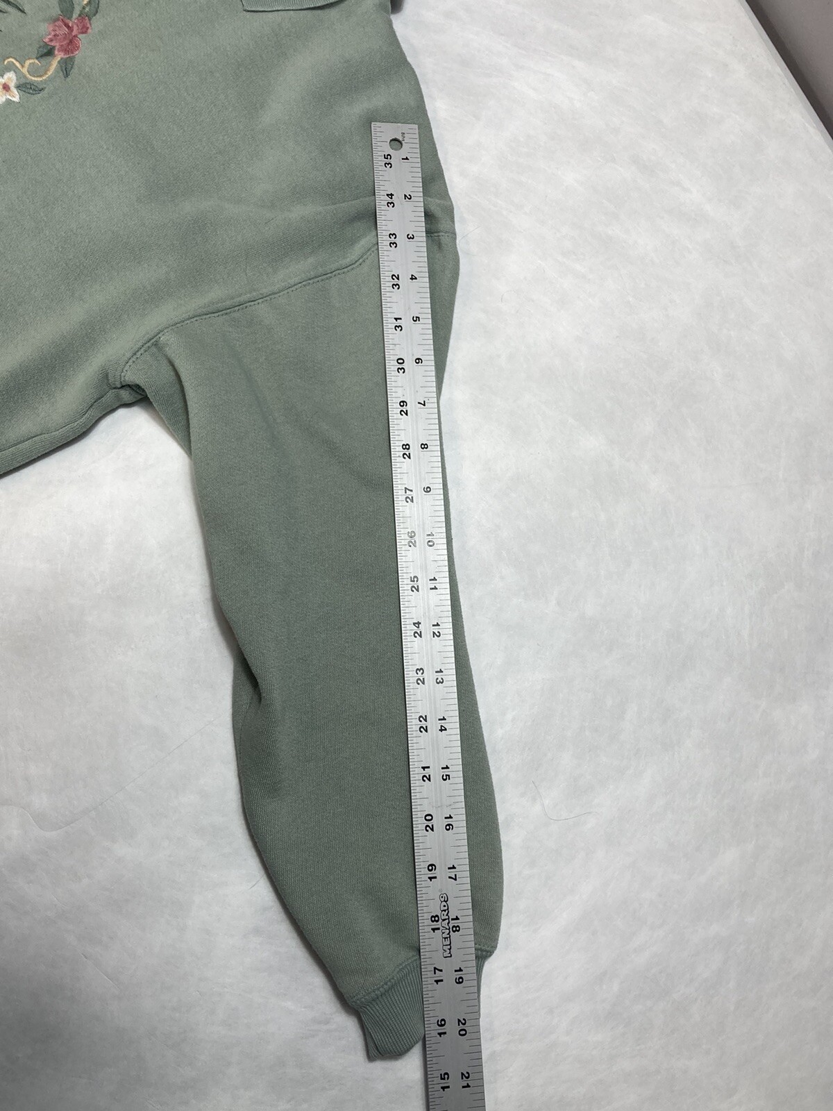 Vintage 90s Westport Embroidered Grandma Sweater Mint Green Floral Large Collar