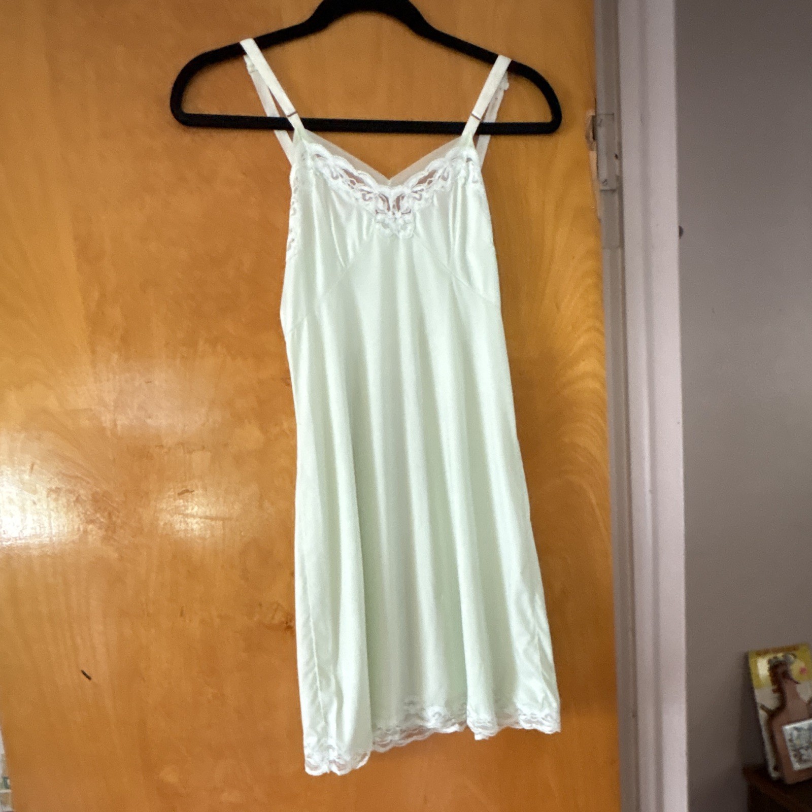 VINTAGE Women’s S light green Full Slip, Vintage Style Lace Detail & Lace Trim