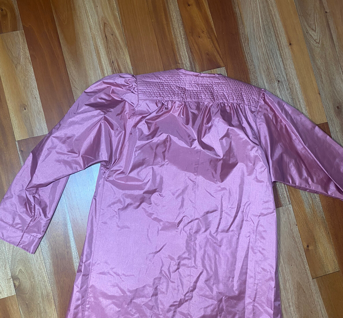 VINTAGE FLEET STREET PINK NYLON BUTTON LUXURY RAIN TRENCH COAT SZ 4