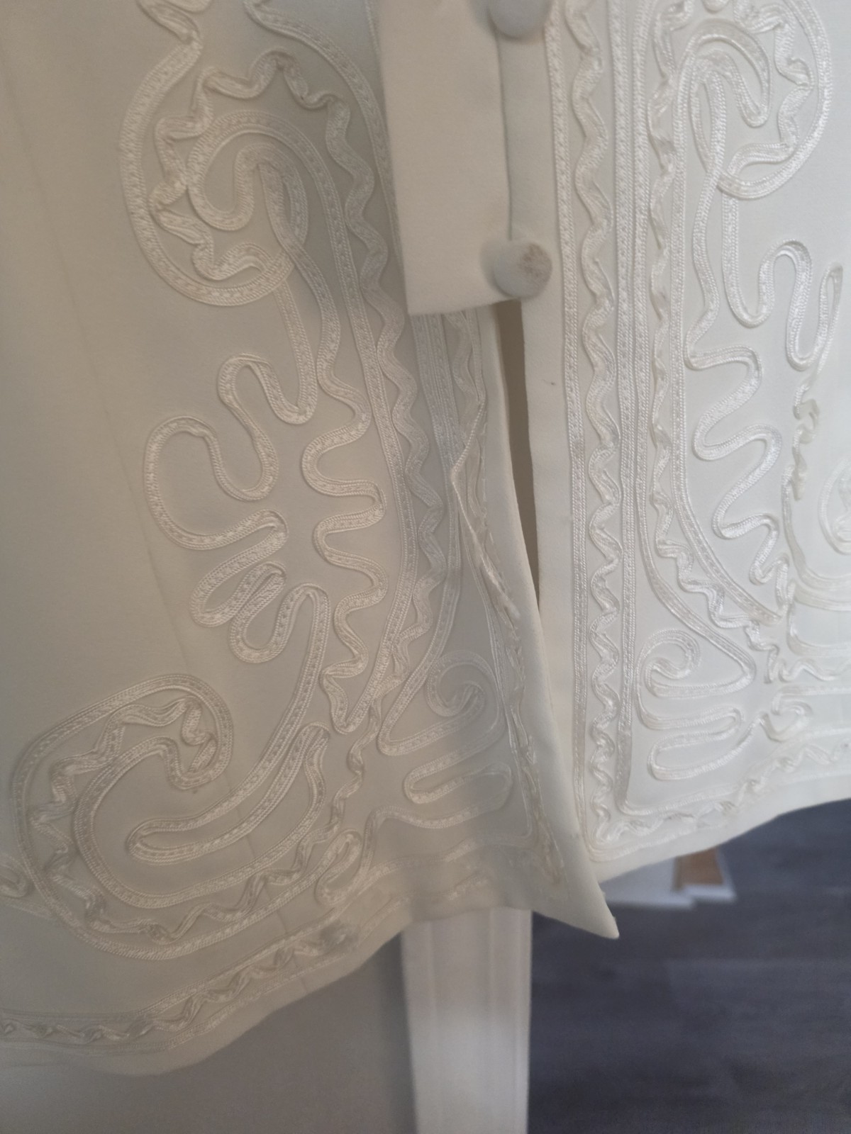 VTG R&M Richards by Karen Kwong Cream Soutache Jacke