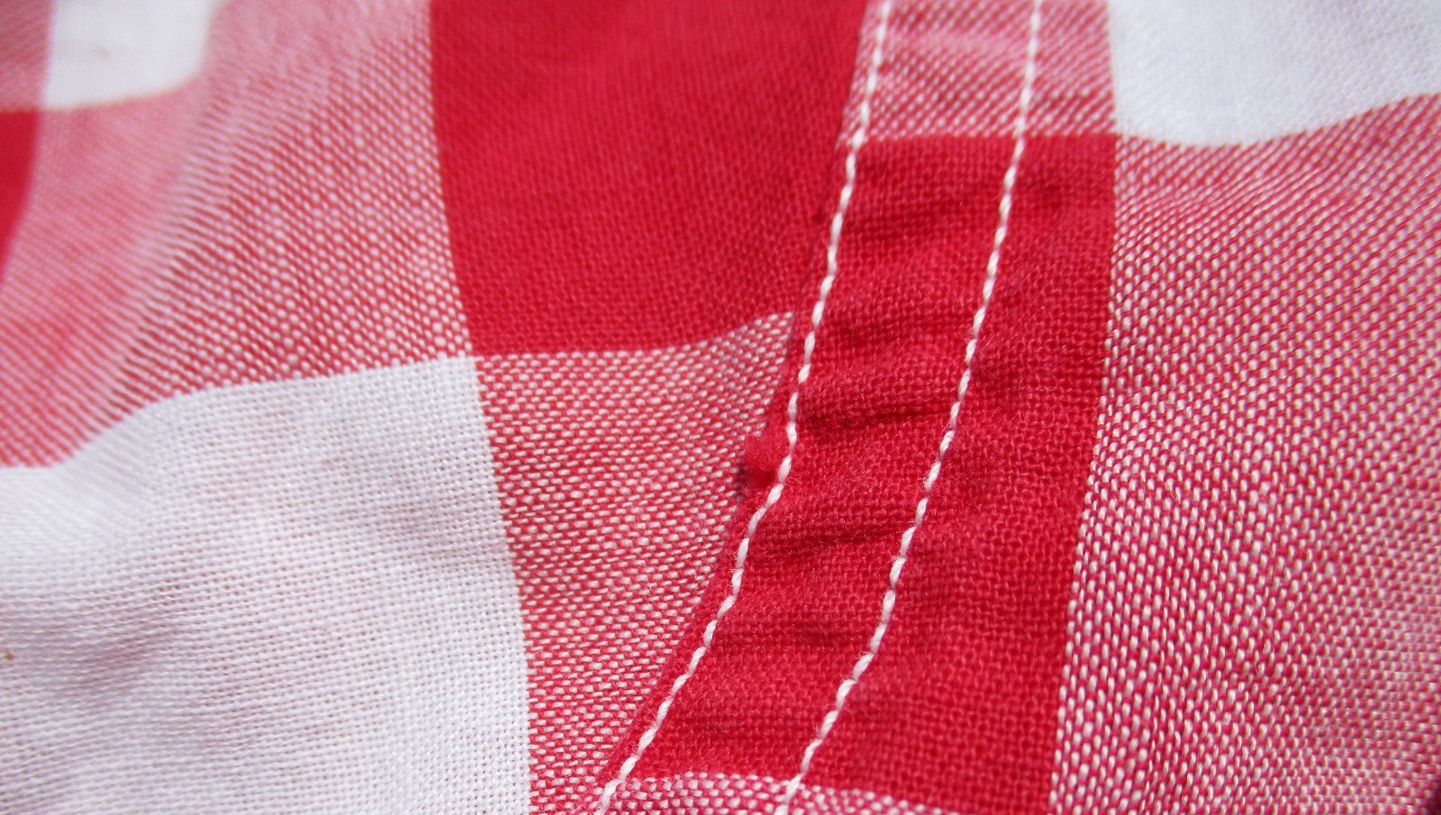 Vintage 50s Levi’s Short Horn Red White Checker Open Collar Western Loop Shirt