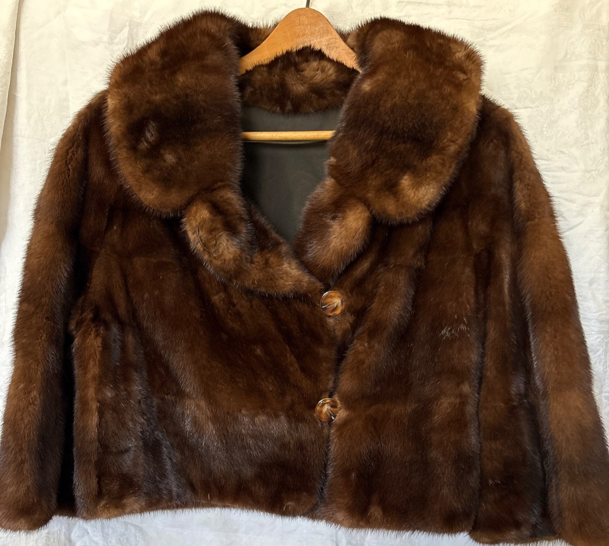 VINTAGE Brown Mink 50’s SHRUG JACKET LADIES SMALL-Shawl Collar-Bracelet Sleeves