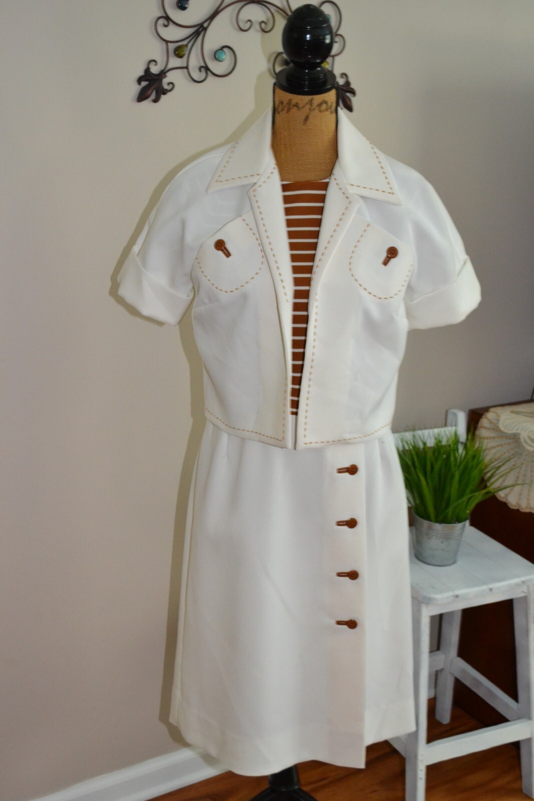 Vintage 1960’s Nardis of Dallas Brown/white striped Dress/jacket suit set