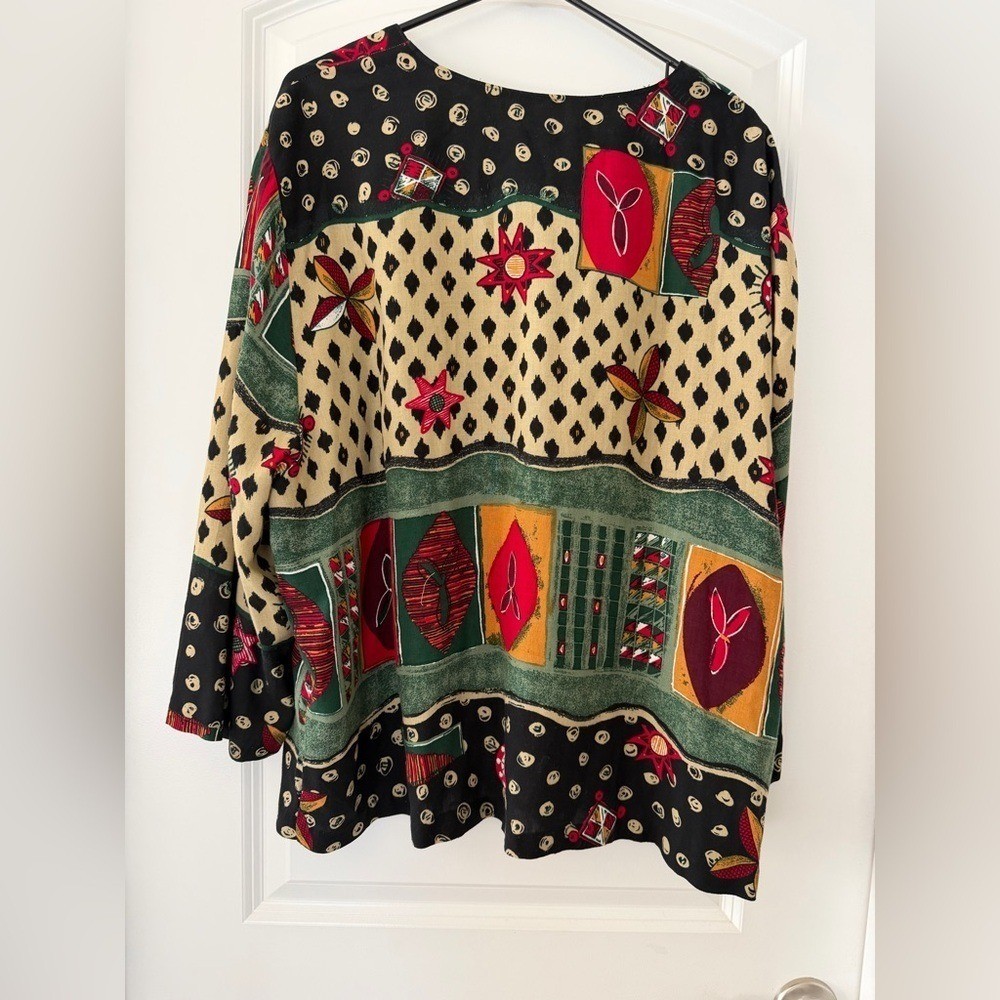 Patch Work Artsy Chic Box’s Shape Vintage GOSSIP 22W Button-Up Blouse