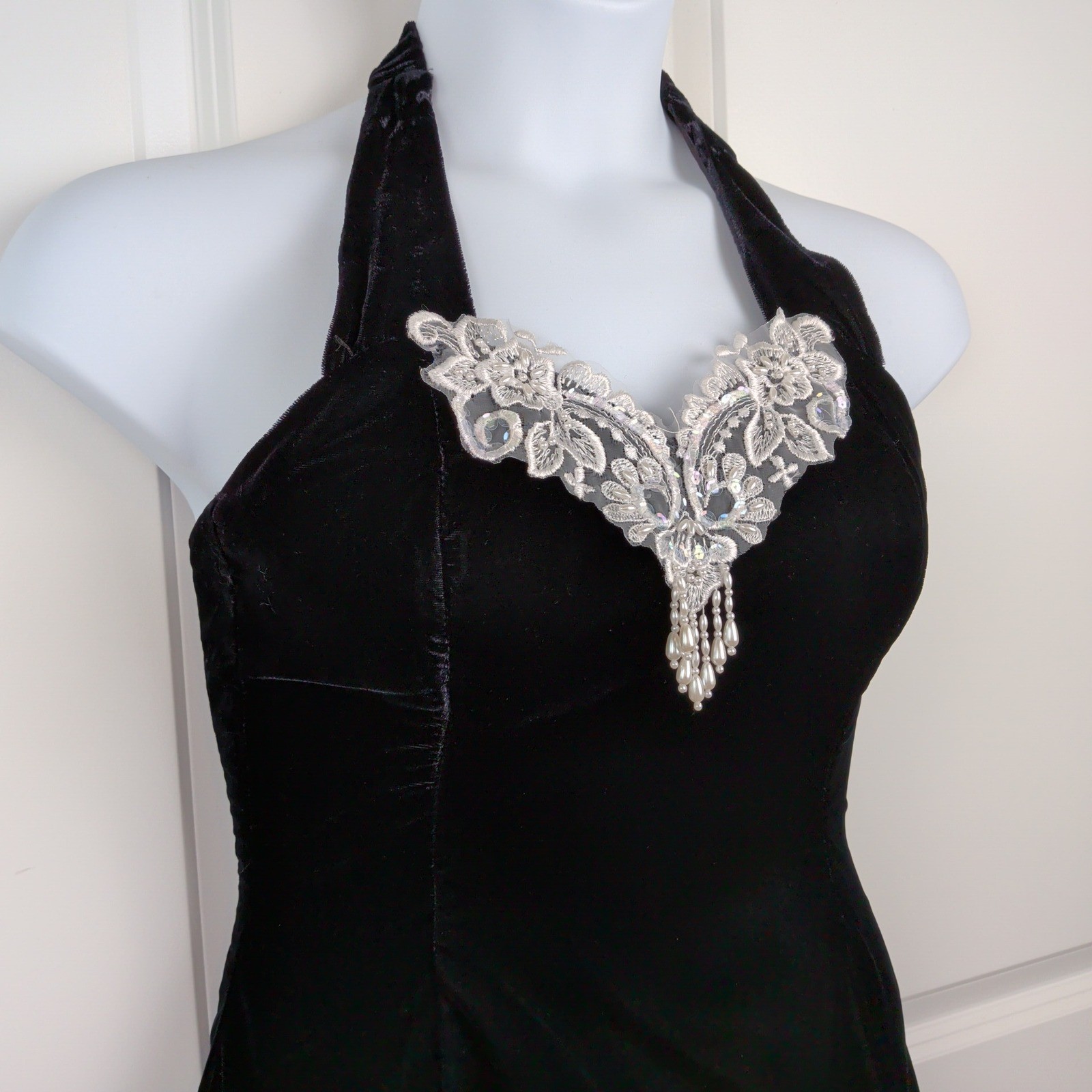 Vintage Badge Black Velvet Halter Dress Lace Sequin Faux Pearl Tassel Size 7 90s