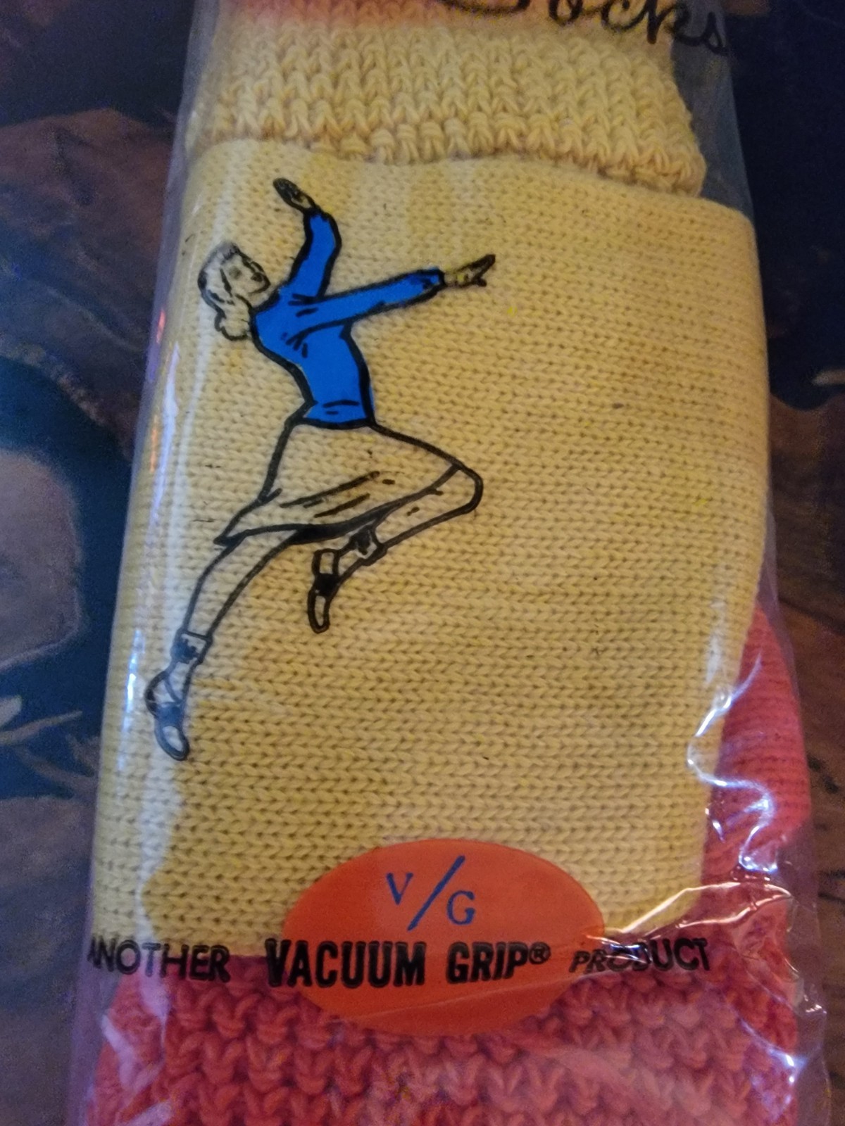 VTG Sofpuff NEW 2 Pair Socks Crew Sz 9 10 11 Vacuum Grip Slouch