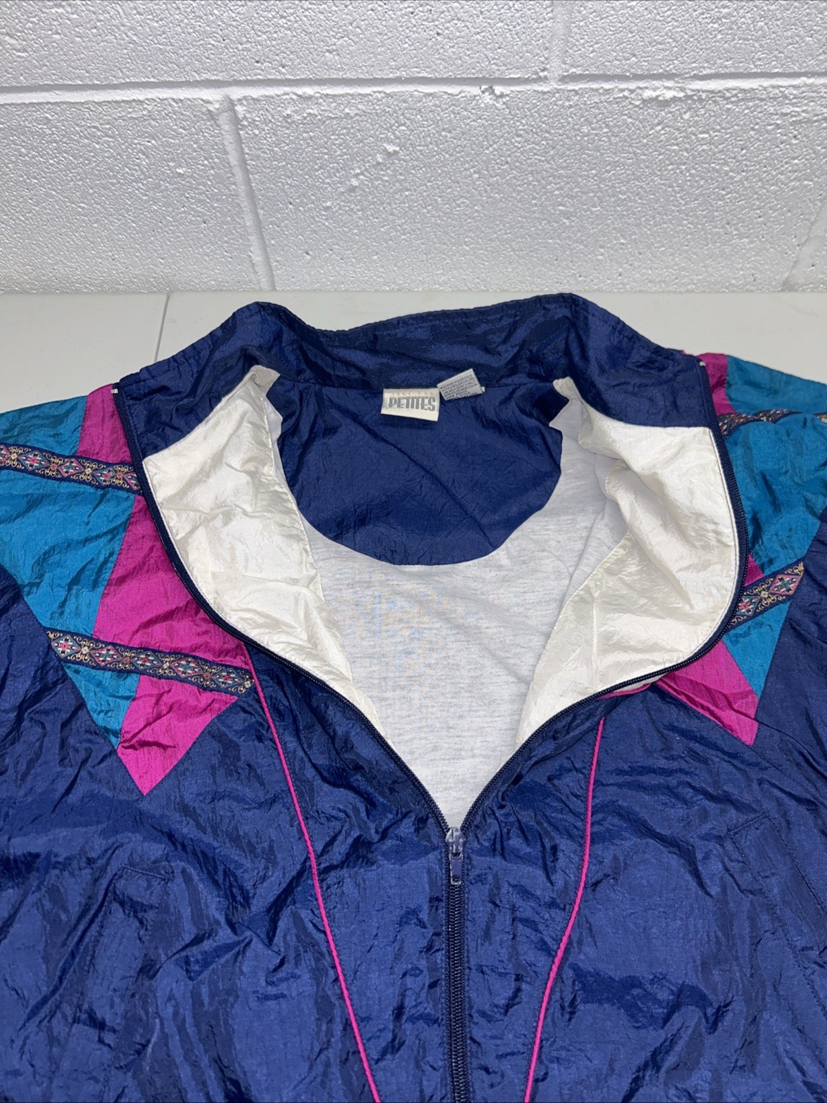 VTG 80S Polyester Windbreaker Size Medium Just For Petites Purple Color Block A2